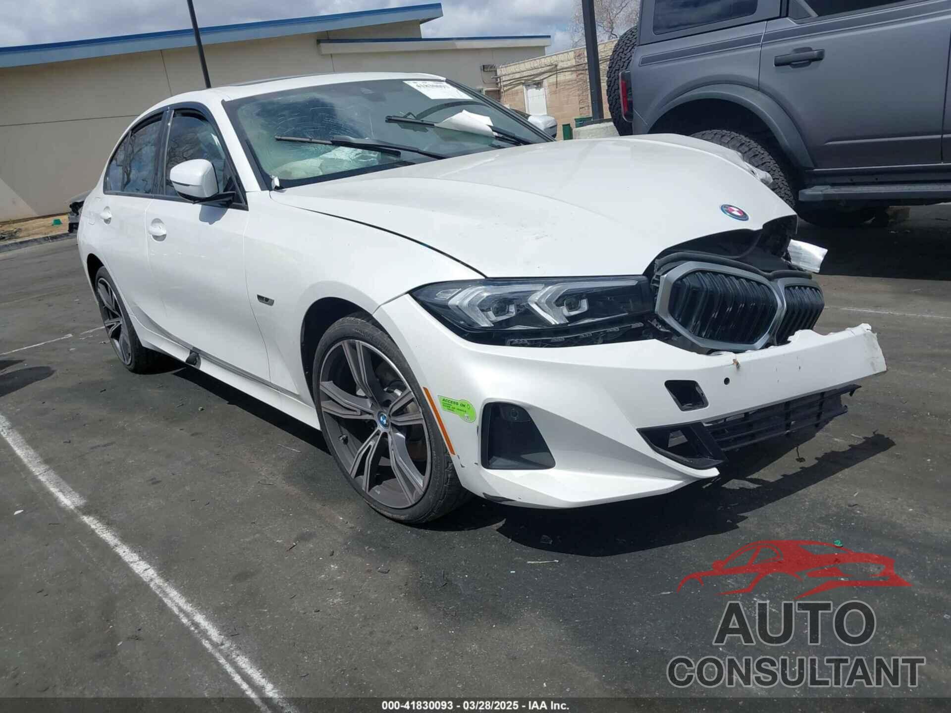 BMW 3 SERIES 2023 - 3MW39FF00P8D05718