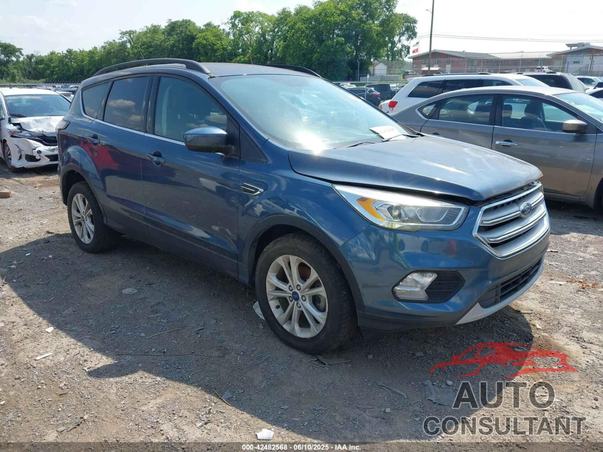 FORD ESCAPE 2018 - 1FMCU0HD5JUB08919