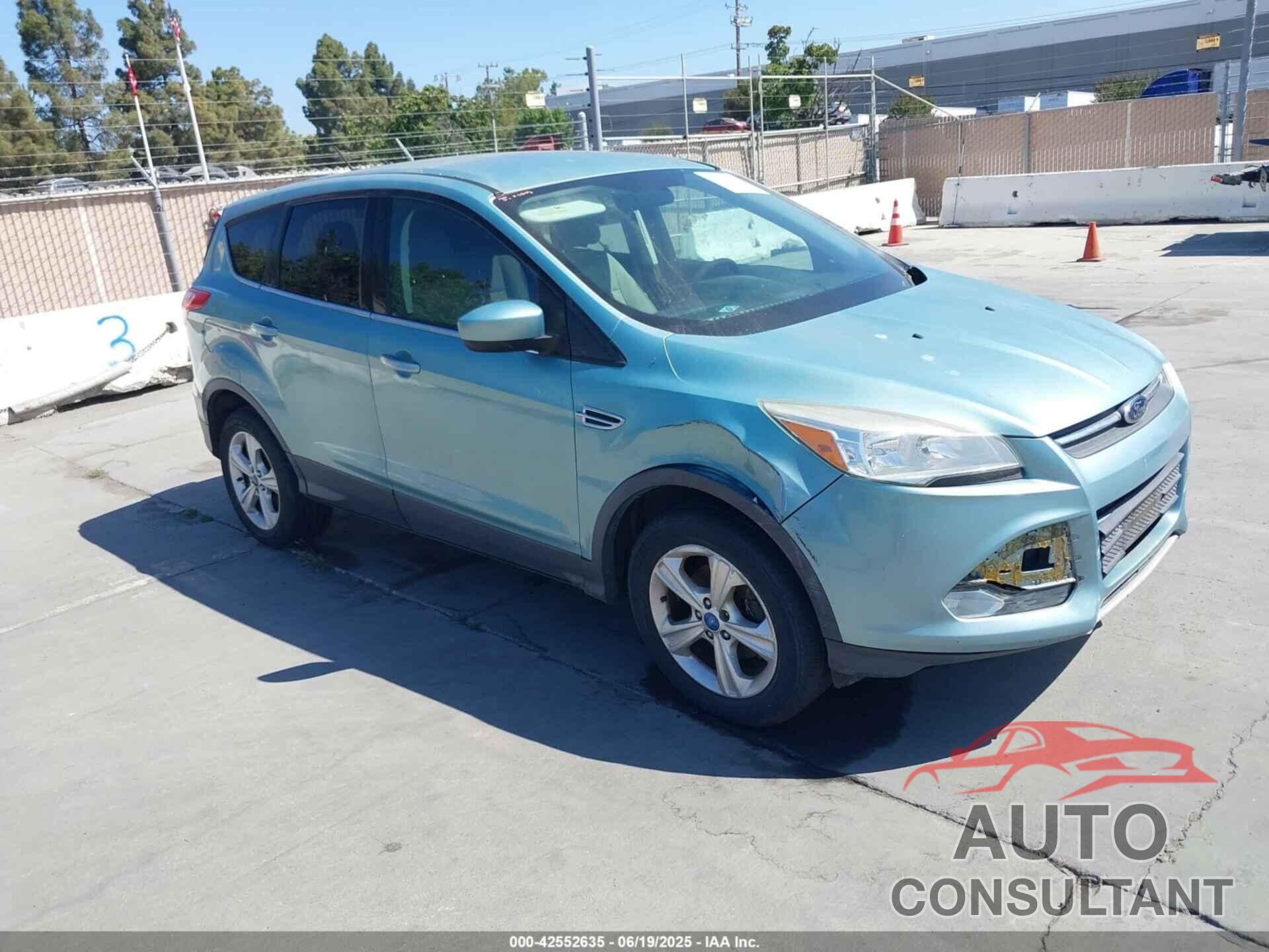 FORD ESCAPE 2013 - 1FMCU0GX4DUC93738