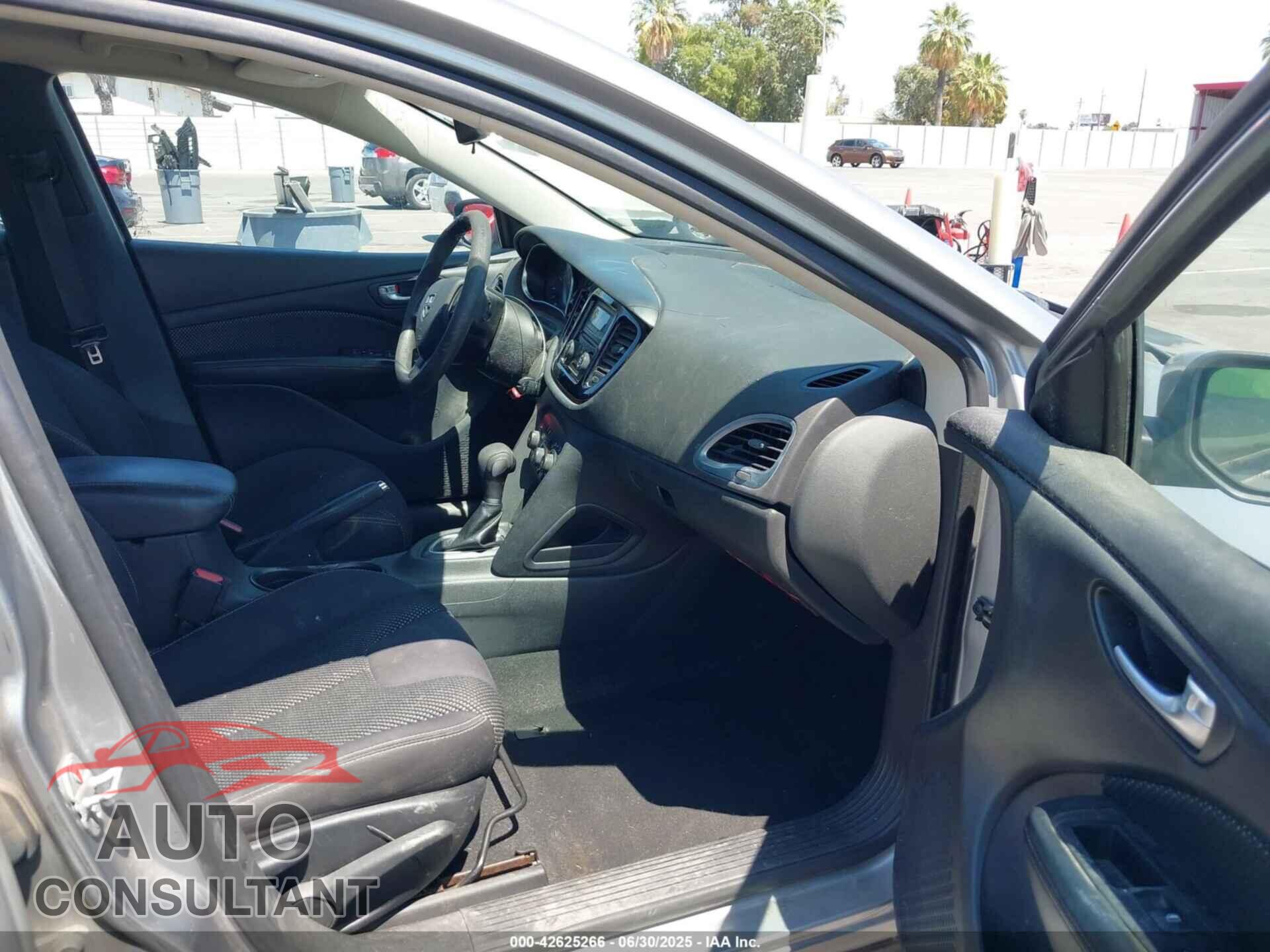 DODGE DART 2015 - 1C3CDFBB8FD320238