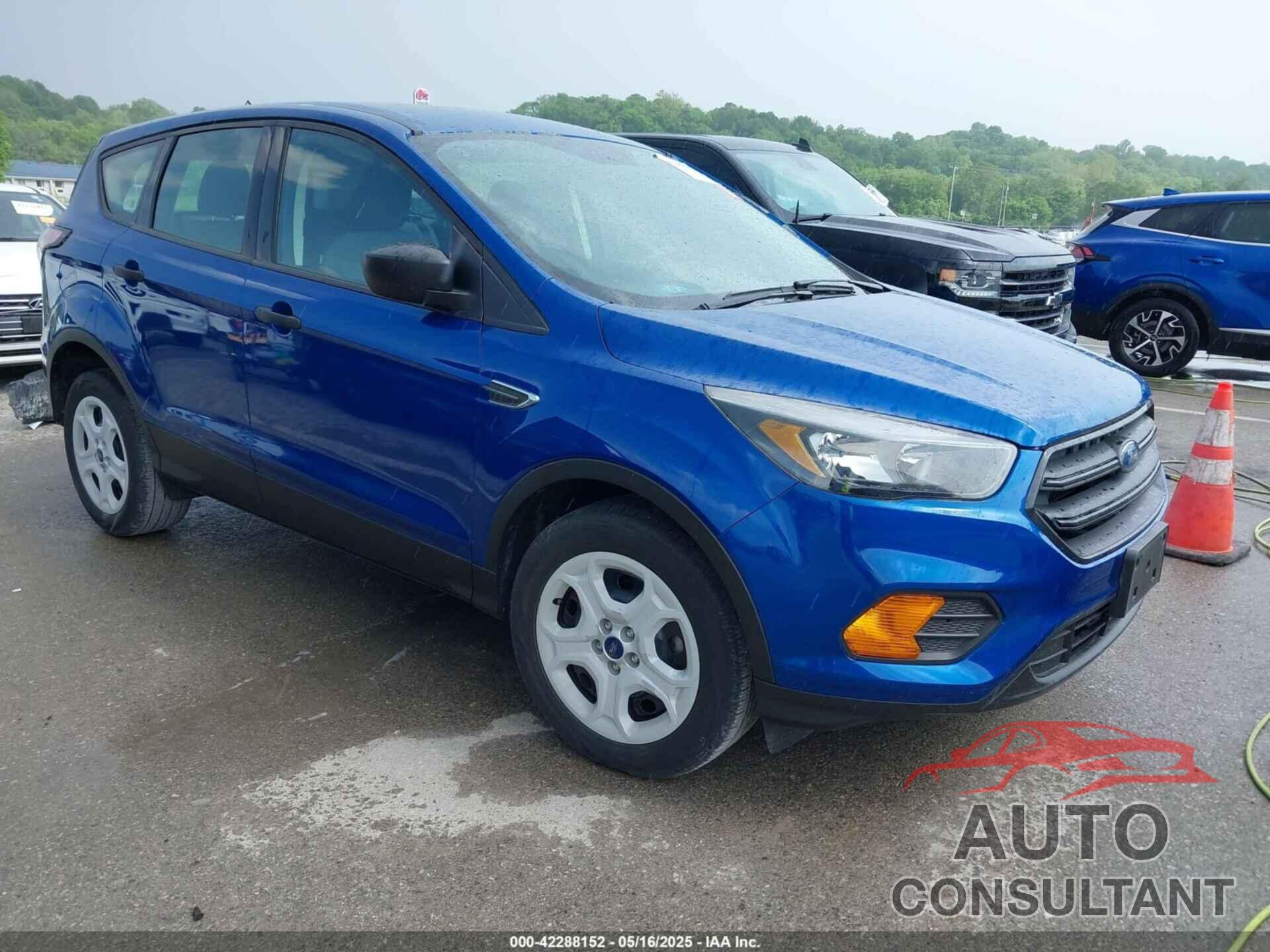 FORD ESCAPE 2018 - 1FMCU0F74JUB42878