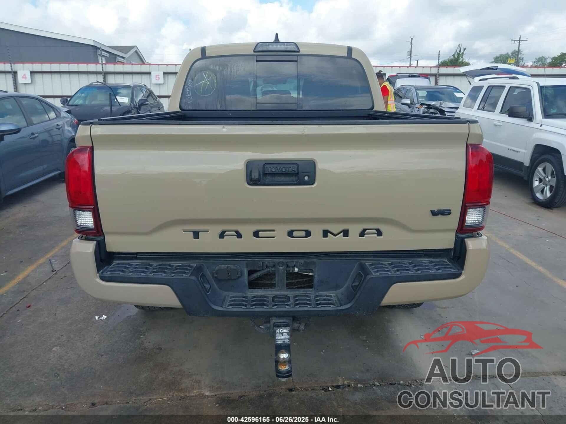 TOYOTA TACOMA 2019 - 3TMCZ5AN8KM208864