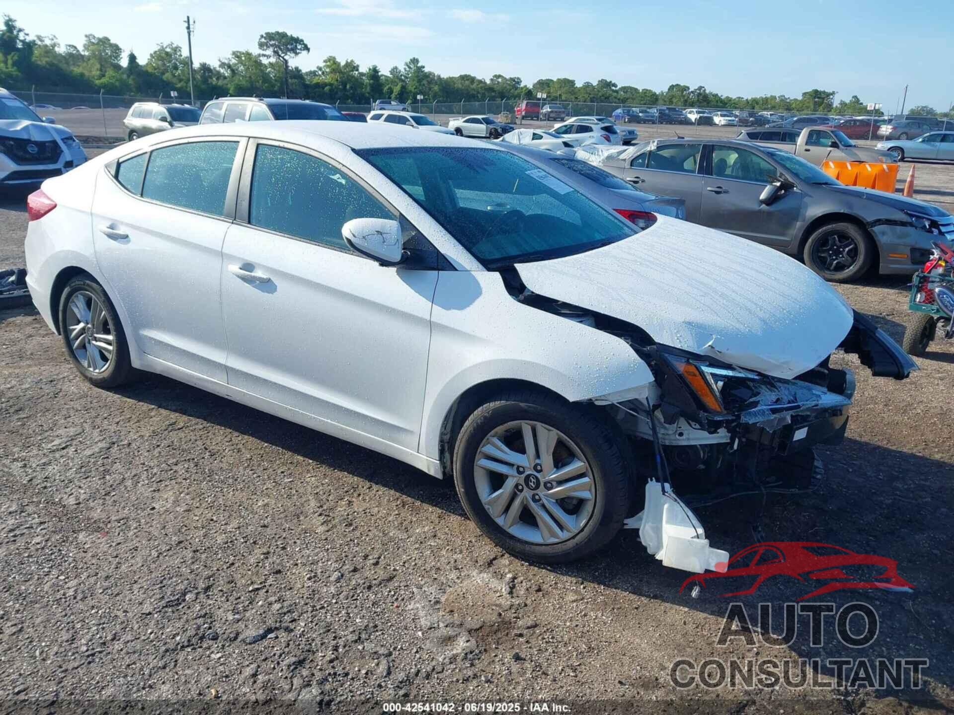 HYUNDAI ELANTRA 2020 - 5NPD84LF9LH579563