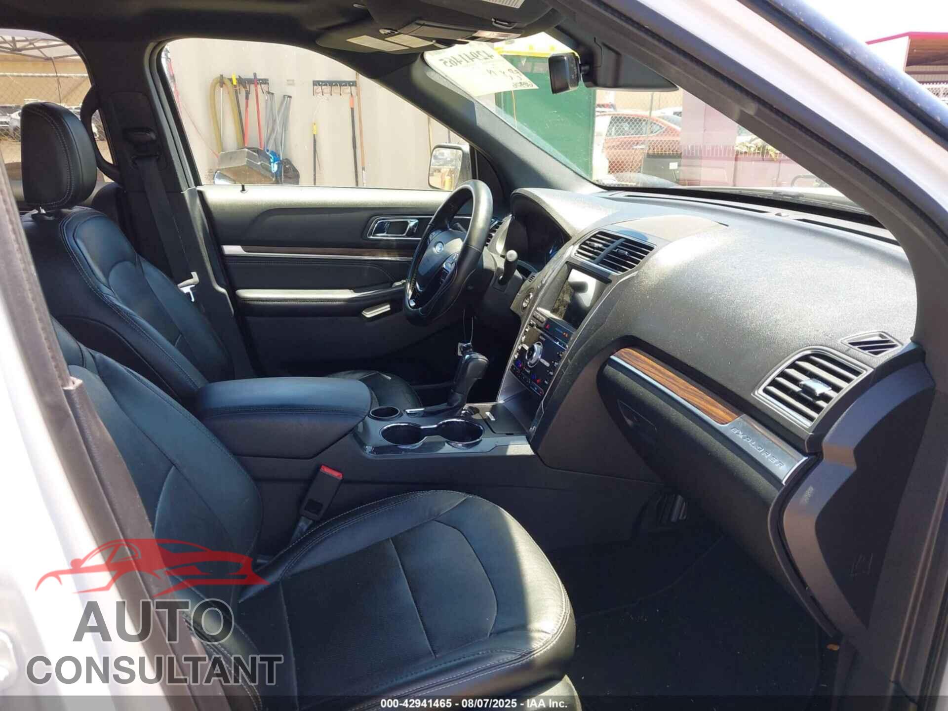 FORD EXPLORER 2018 - 1FM5K7F8XJGB44696