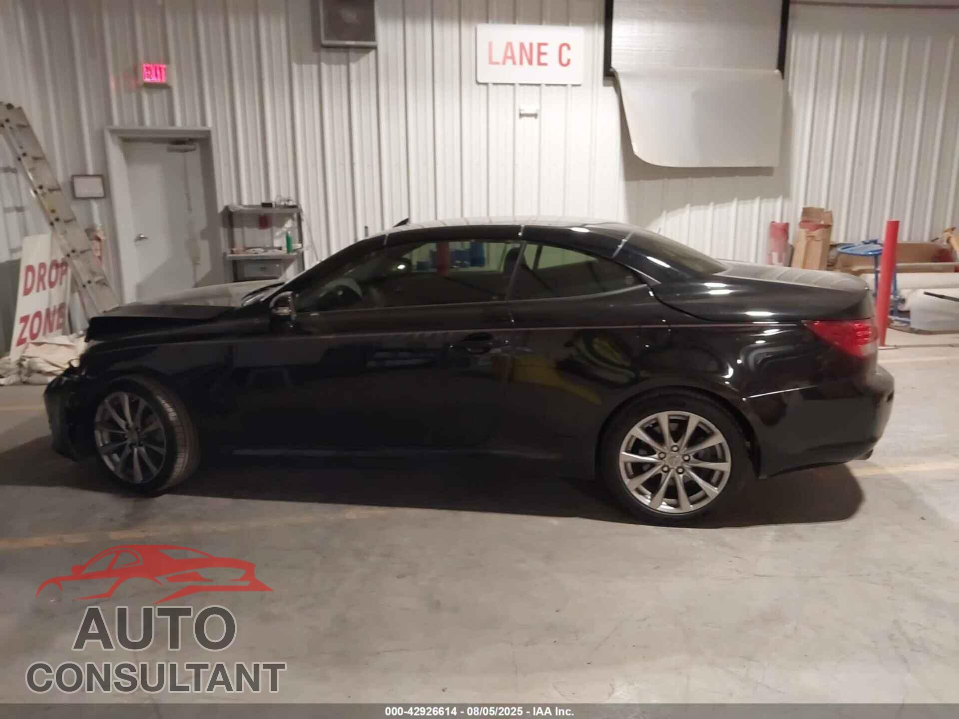 LEXUS IS 250C 2014 - JTHFF2C23E2529633