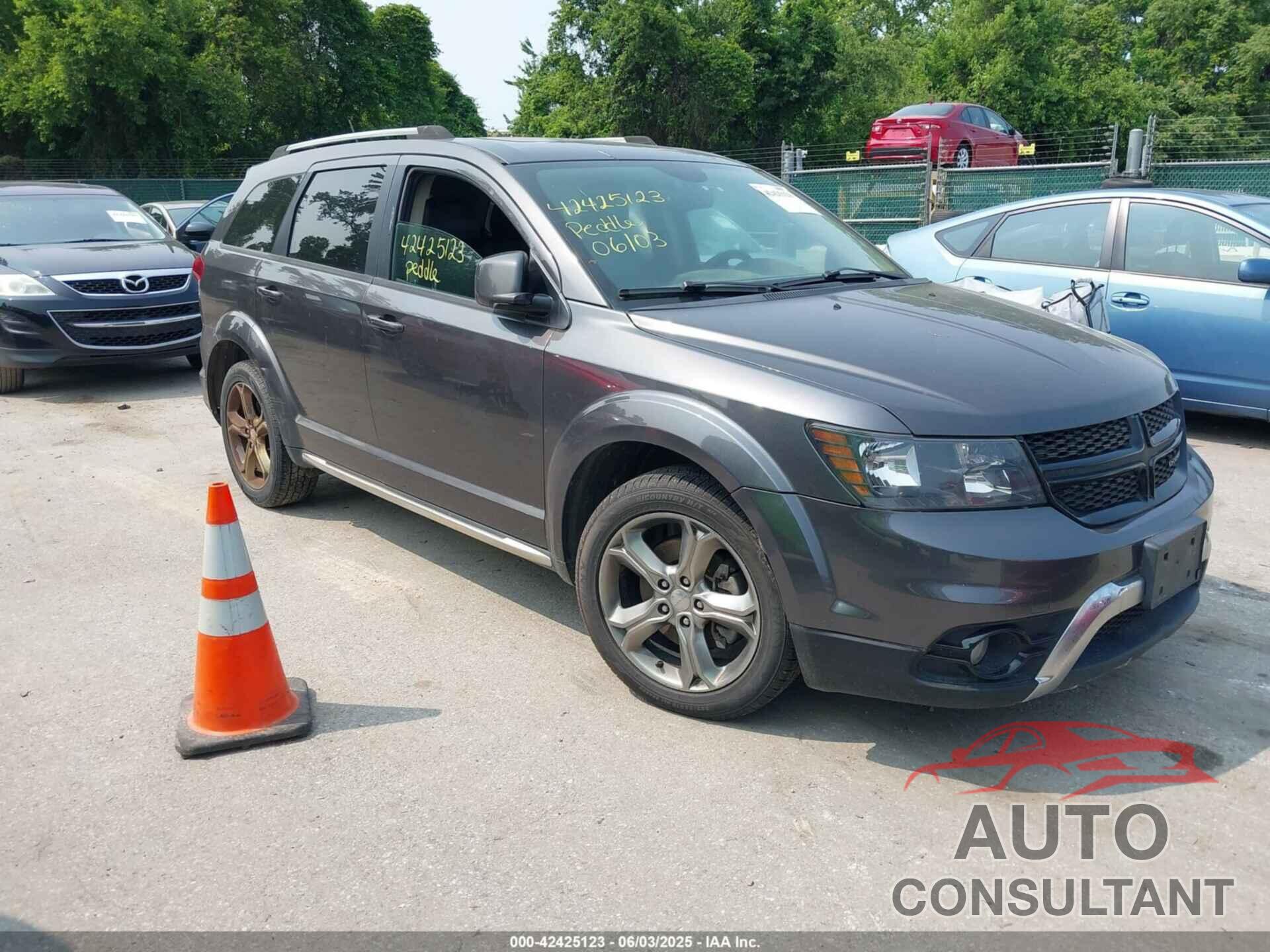 DODGE JOURNEY 2017 - 3C4PDCGB5HT613080