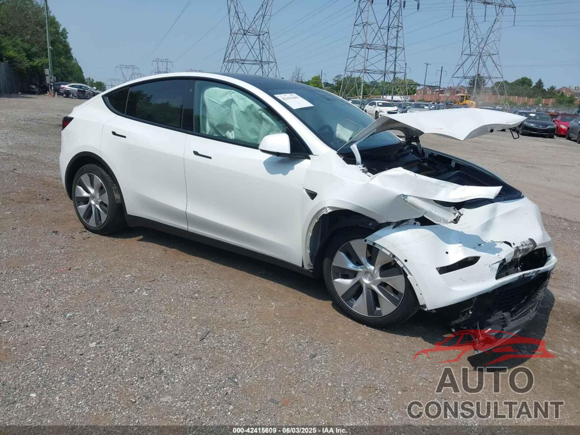 TESLA MODEL Y 2021 - 5YJYGDEE2MF191938