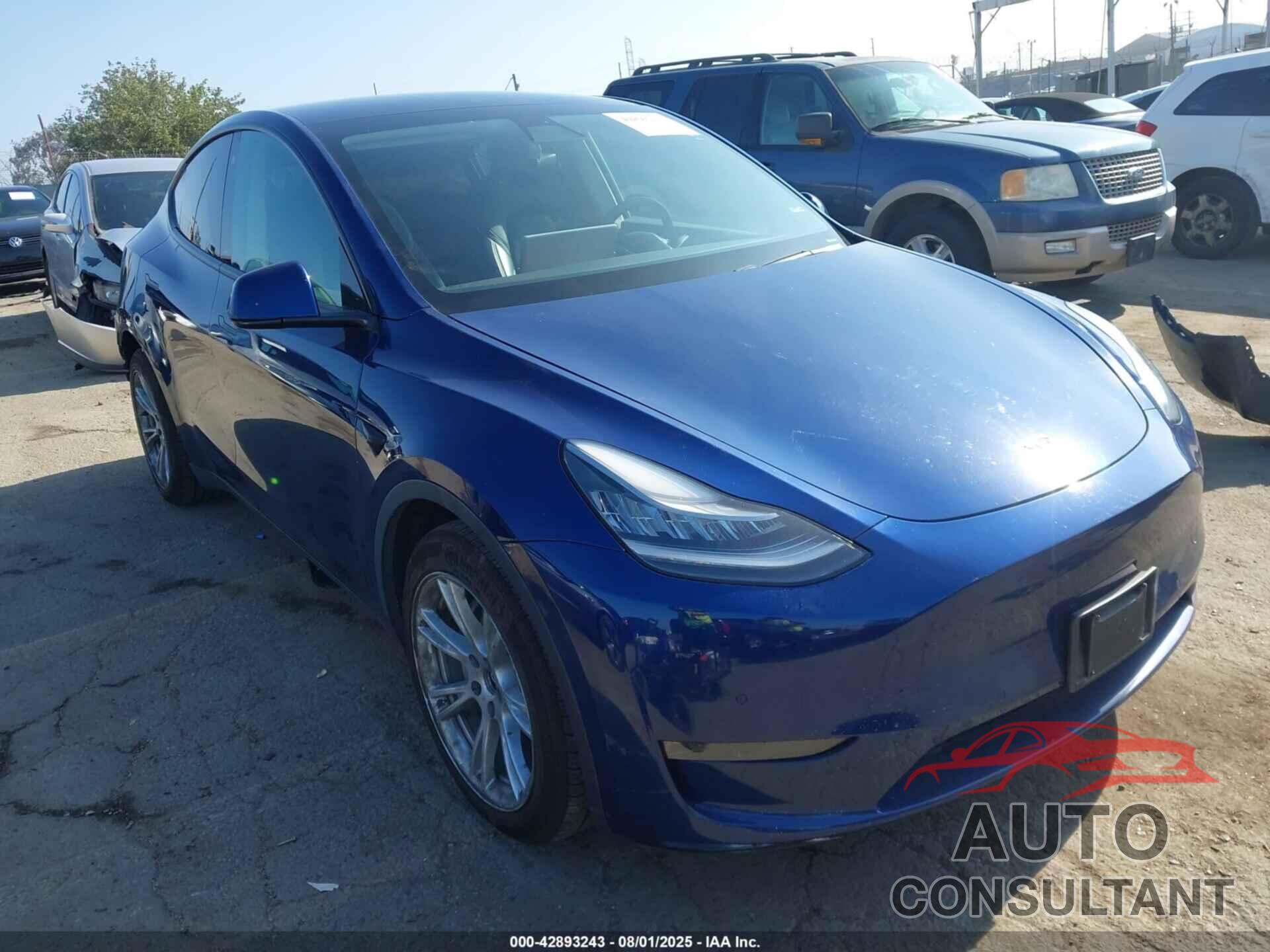TESLA MODEL Y 2021 - 5YJYGDEE5MF068439
