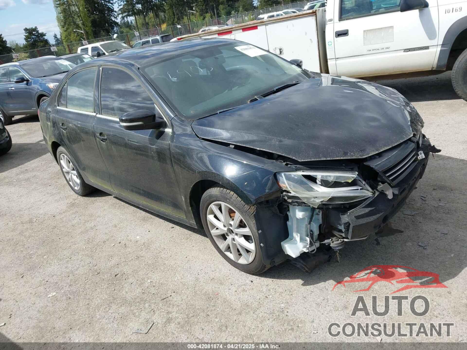 VOLKSWAGEN JETTA 2013 - 3VWDX7AJ0DM377828