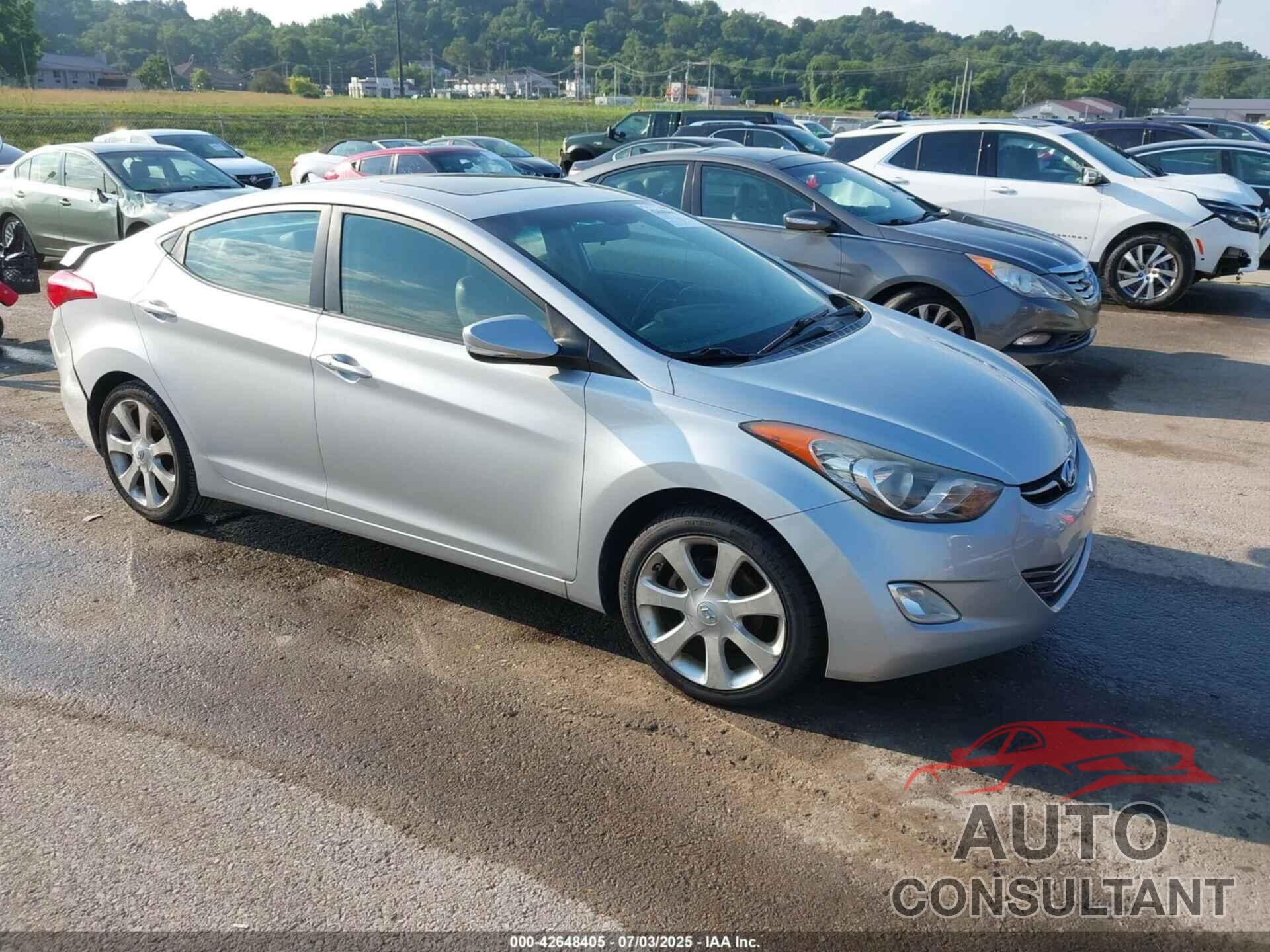 HYUNDAI ELANTRA 2012 - 5NPDH4AE7CH098415