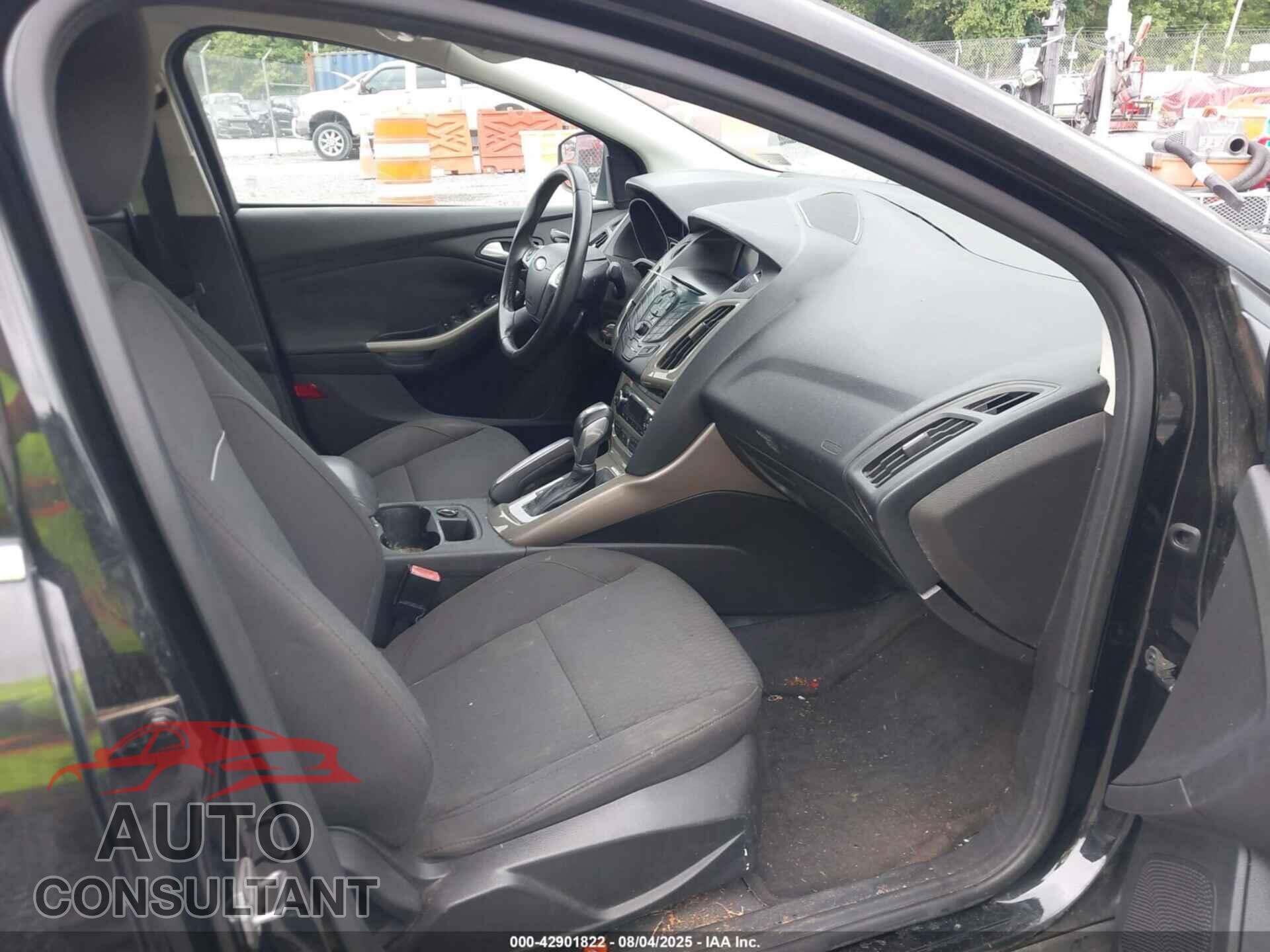 FORD FOCUS 2012 - 1FAHP3H2XCL107541