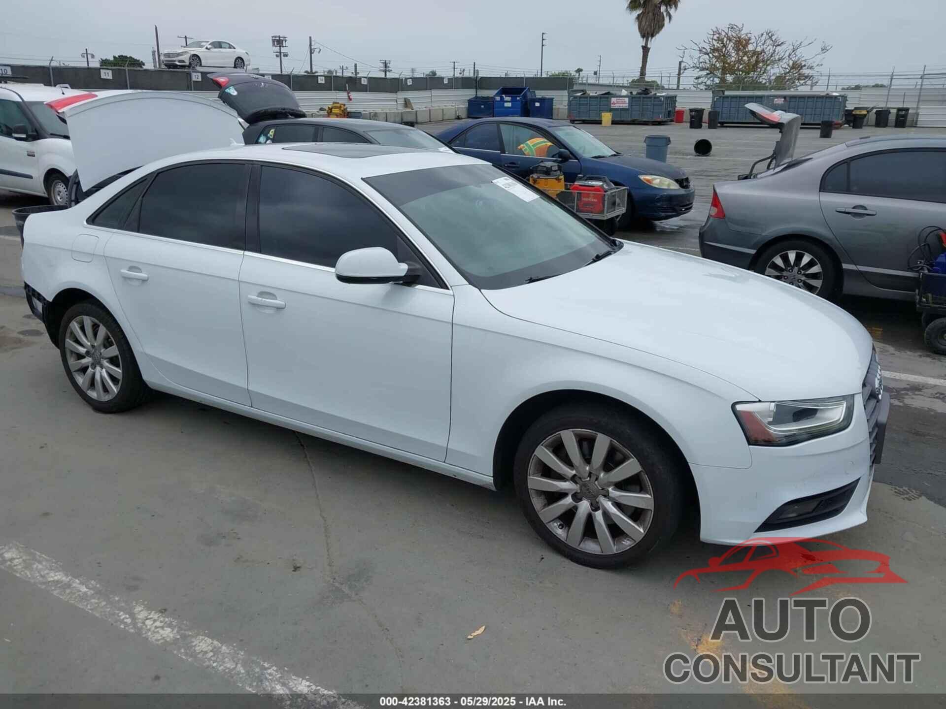 AUDI A4 2013 - WAUAFAFL3DN037267