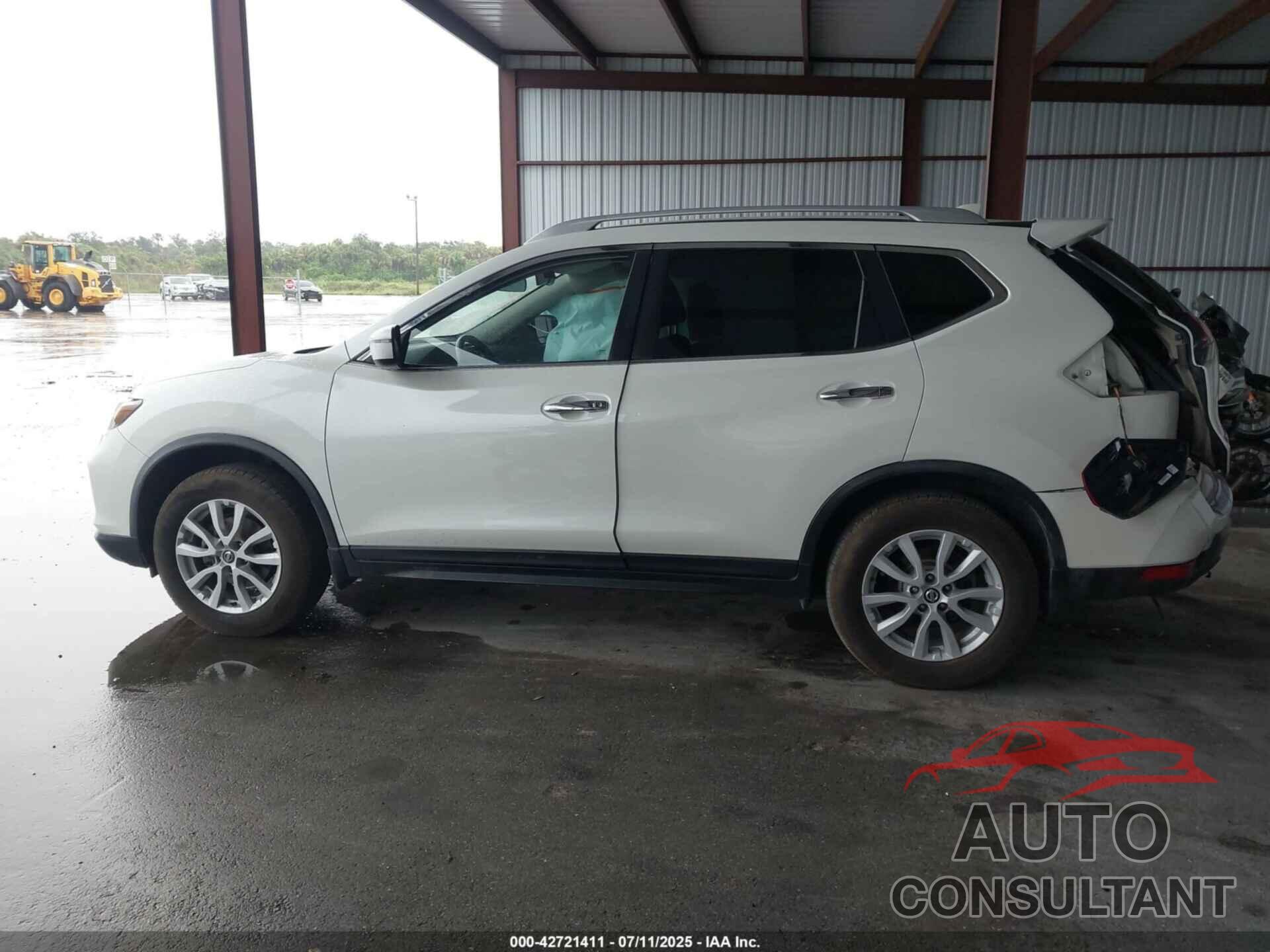 NISSAN ROGUE 2020 - KNMAT2MV1LP530437