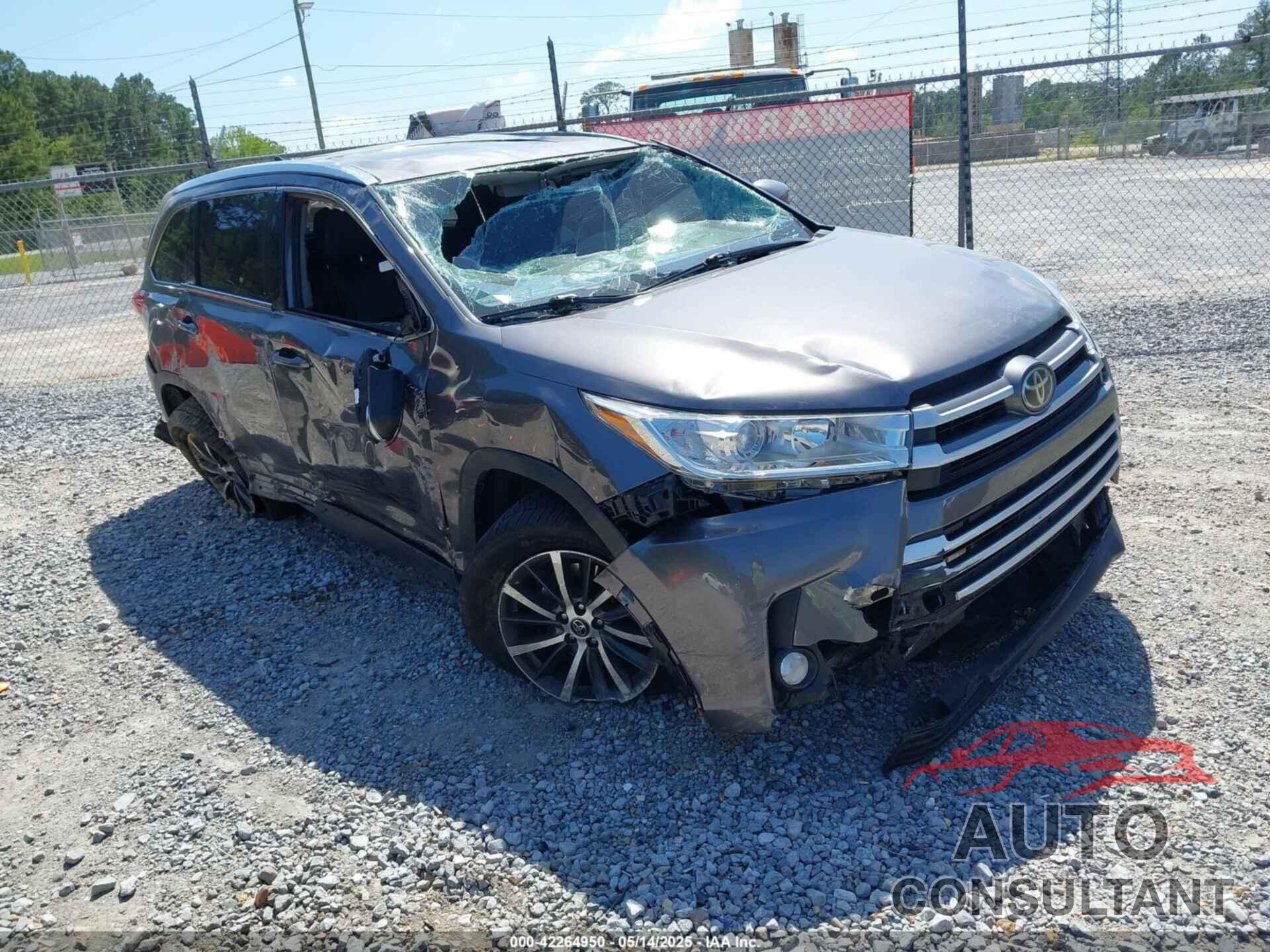 TOYOTA HIGHLANDER 2019 - 5TDKZRFH1KS563414
