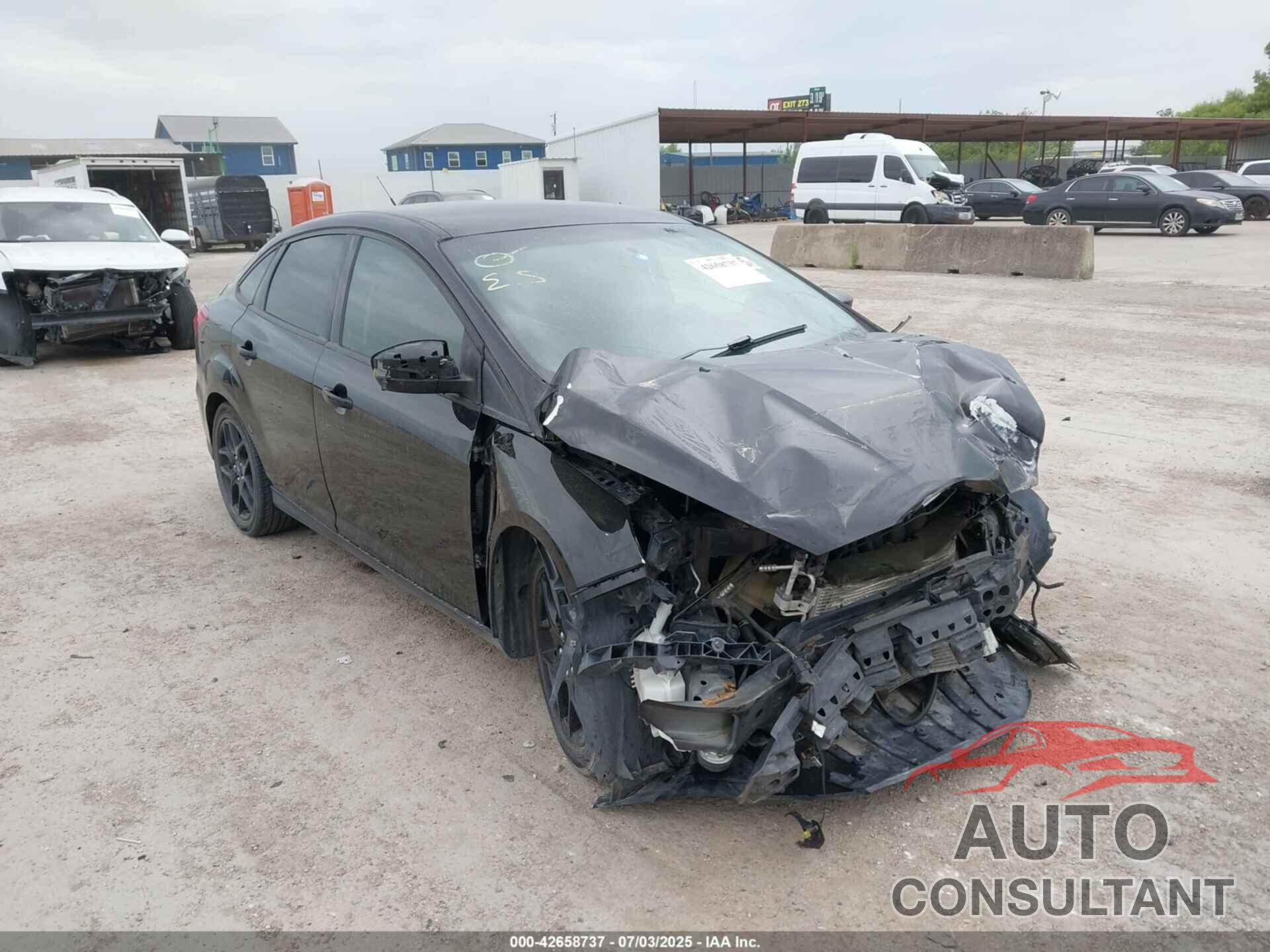 FORD FOCUS 2016 - 1FADP3F27GL286127
