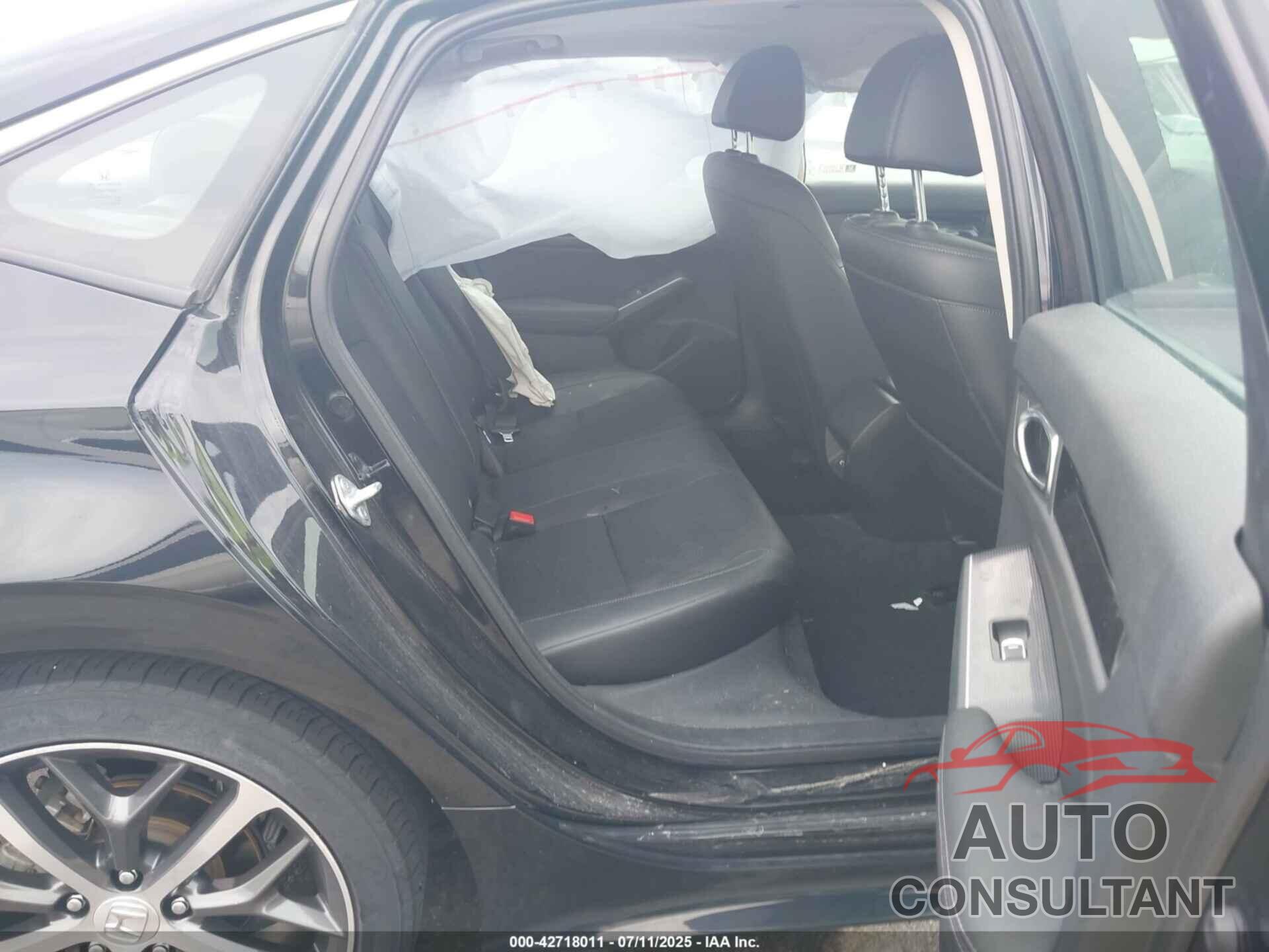 HONDA CIVIC 2022 - 2HGFE1F94NH304640