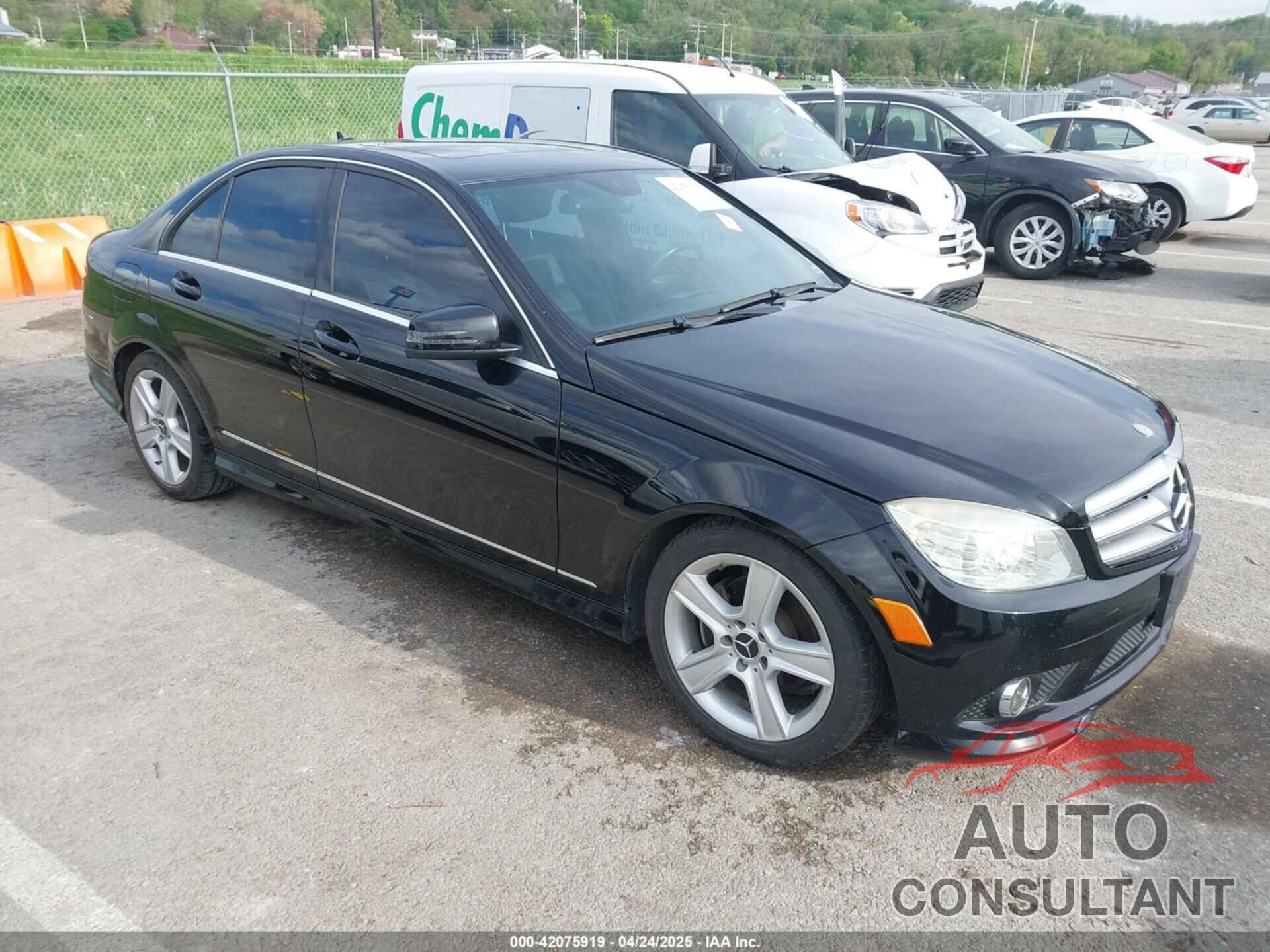 MERCEDES-BENZ C 300 2010 - WDDGF8BB9AR124264