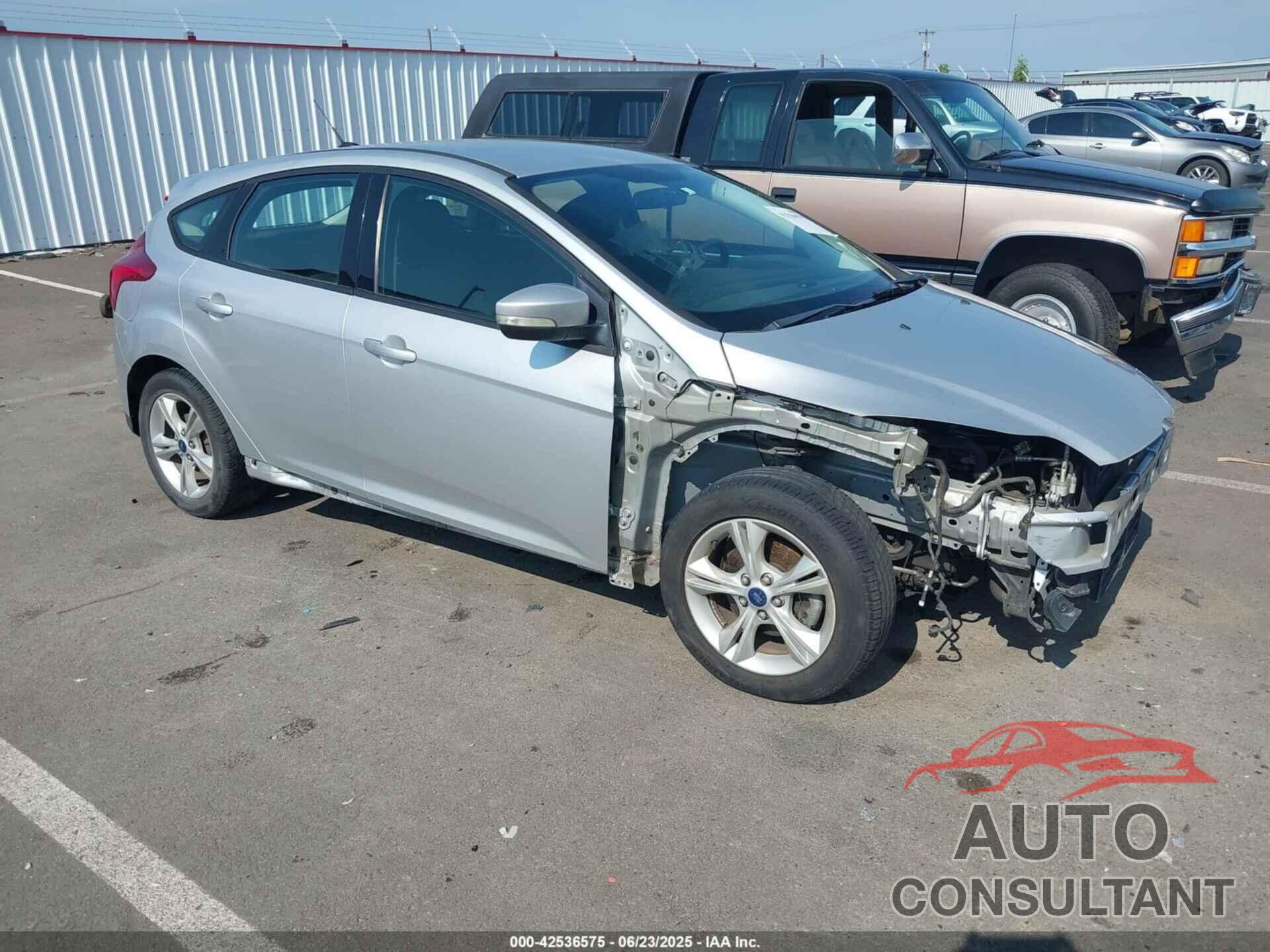 FORD FOCUS 2014 - 1FADP3K22EL318940