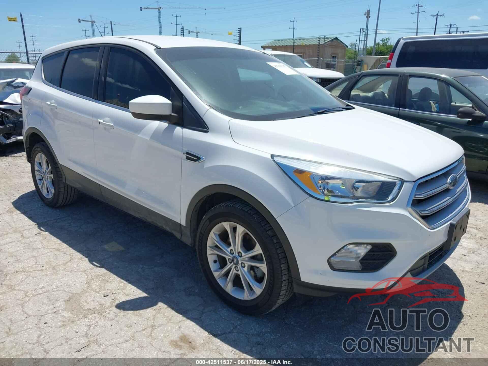 FORD ESCAPE 2019 - 1FMCU0GD3KUA62879