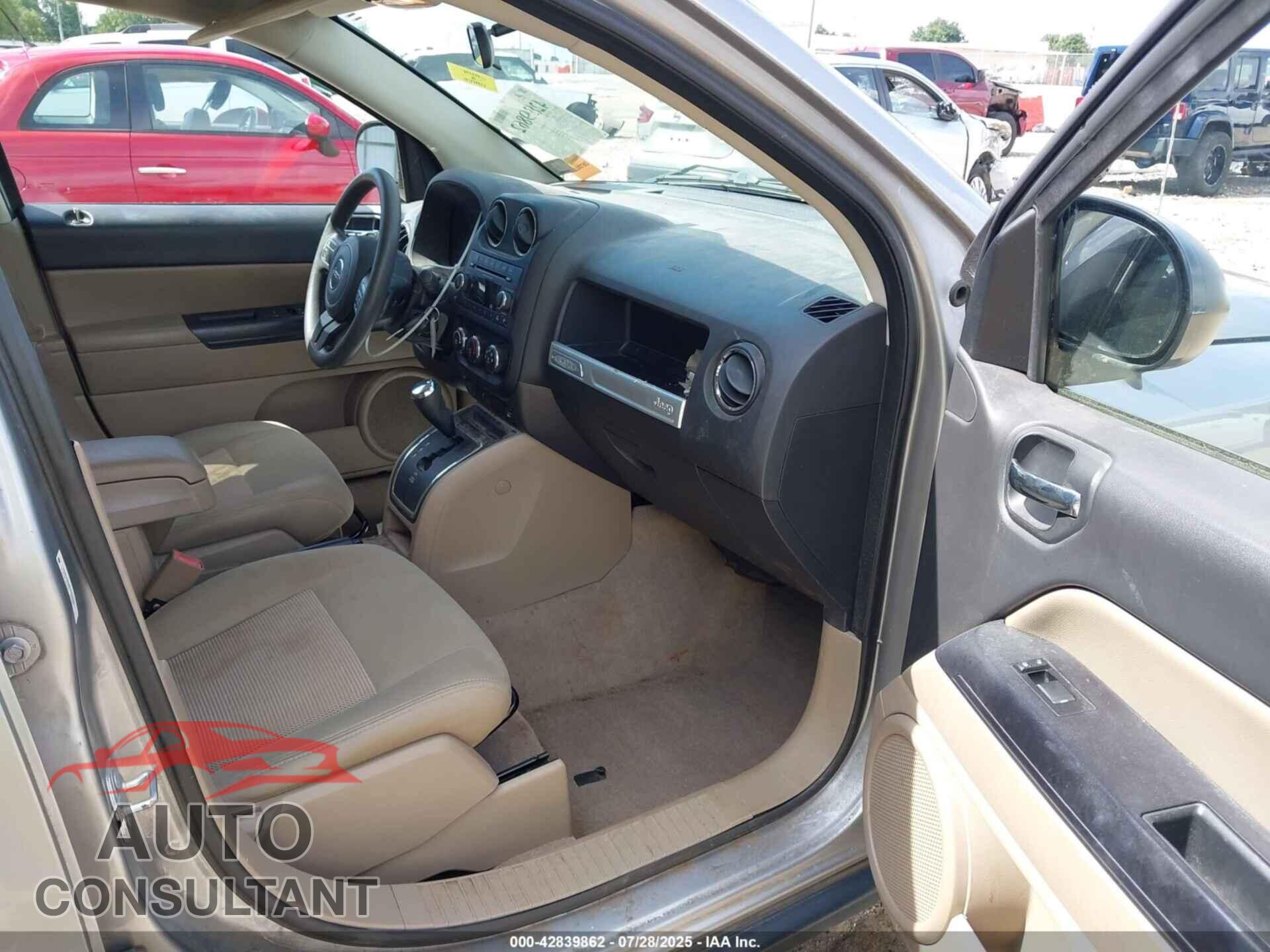 JEEP COMPASS 2015 - 1C4NJCBA8FD104800