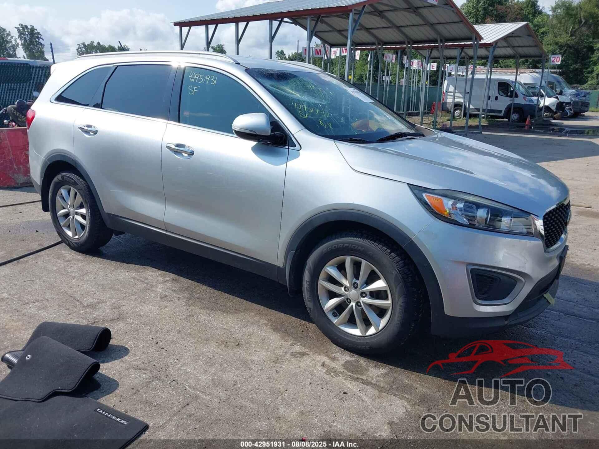 KIA SORENTO 2017 - 5XYPG4A37HG284372