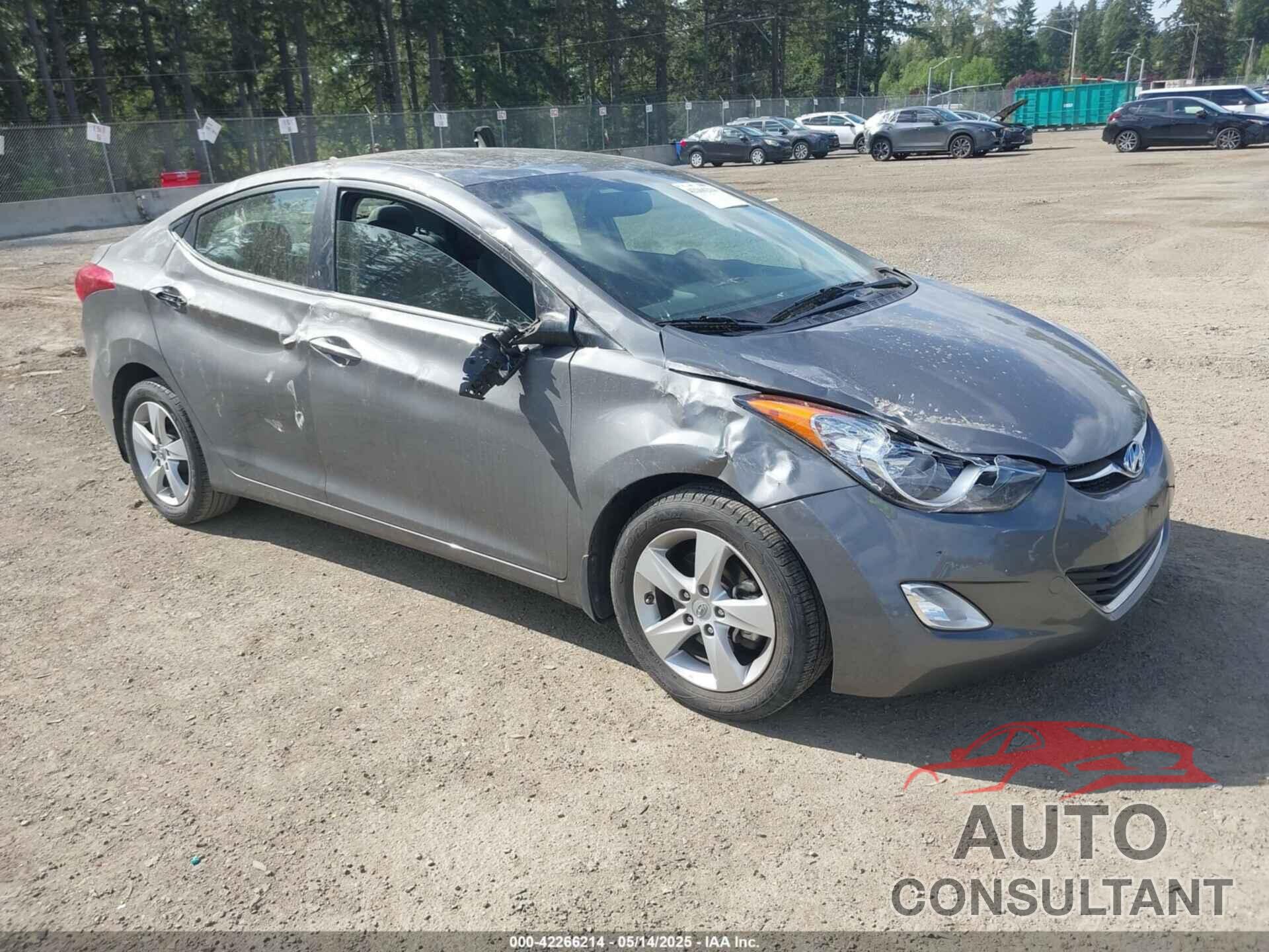 HYUNDAI ELANTRA 2013 - 5NPDH4AE2DH165259