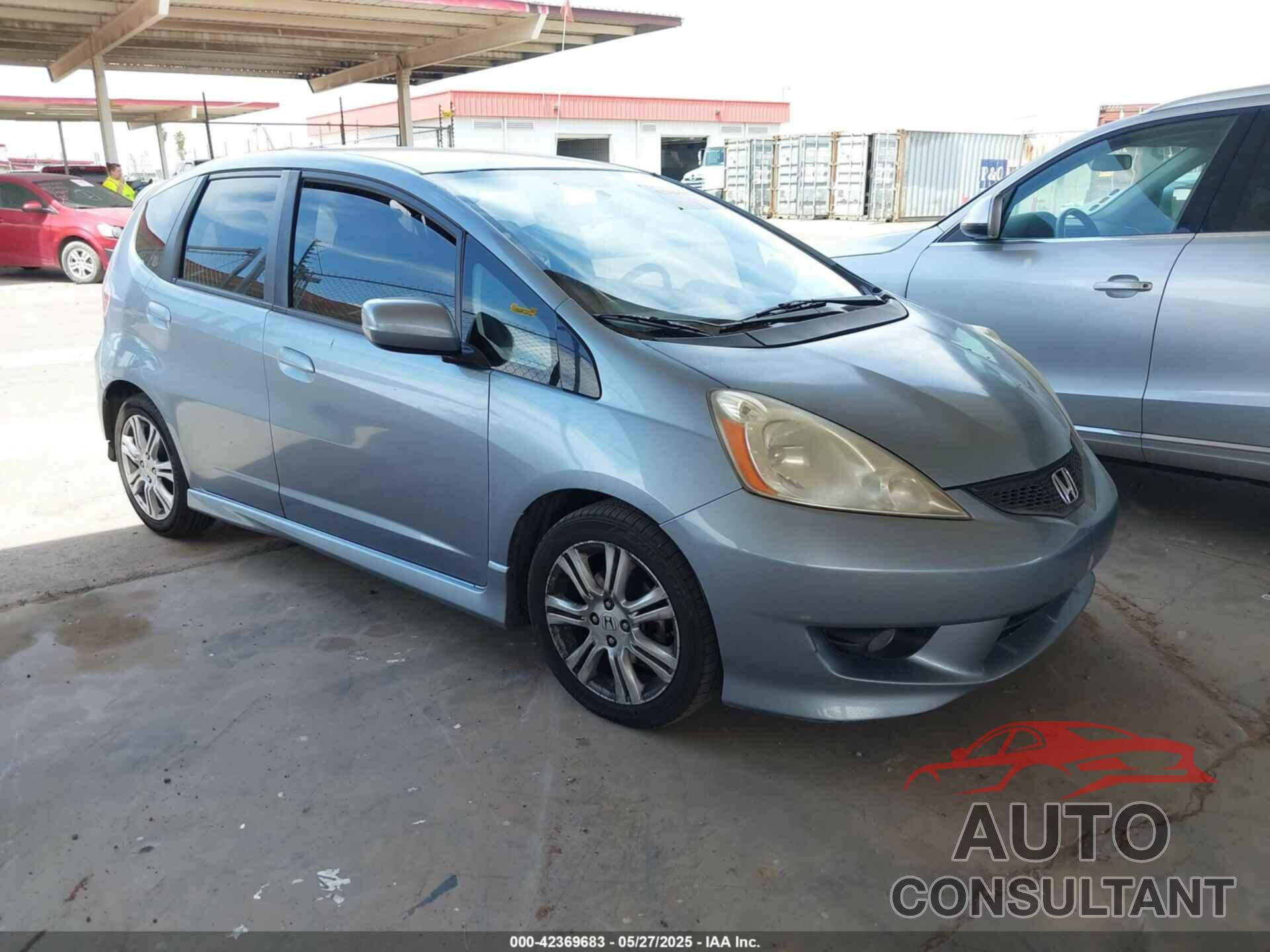 HONDA FIT 2011 - JHMGE8H54BC021562