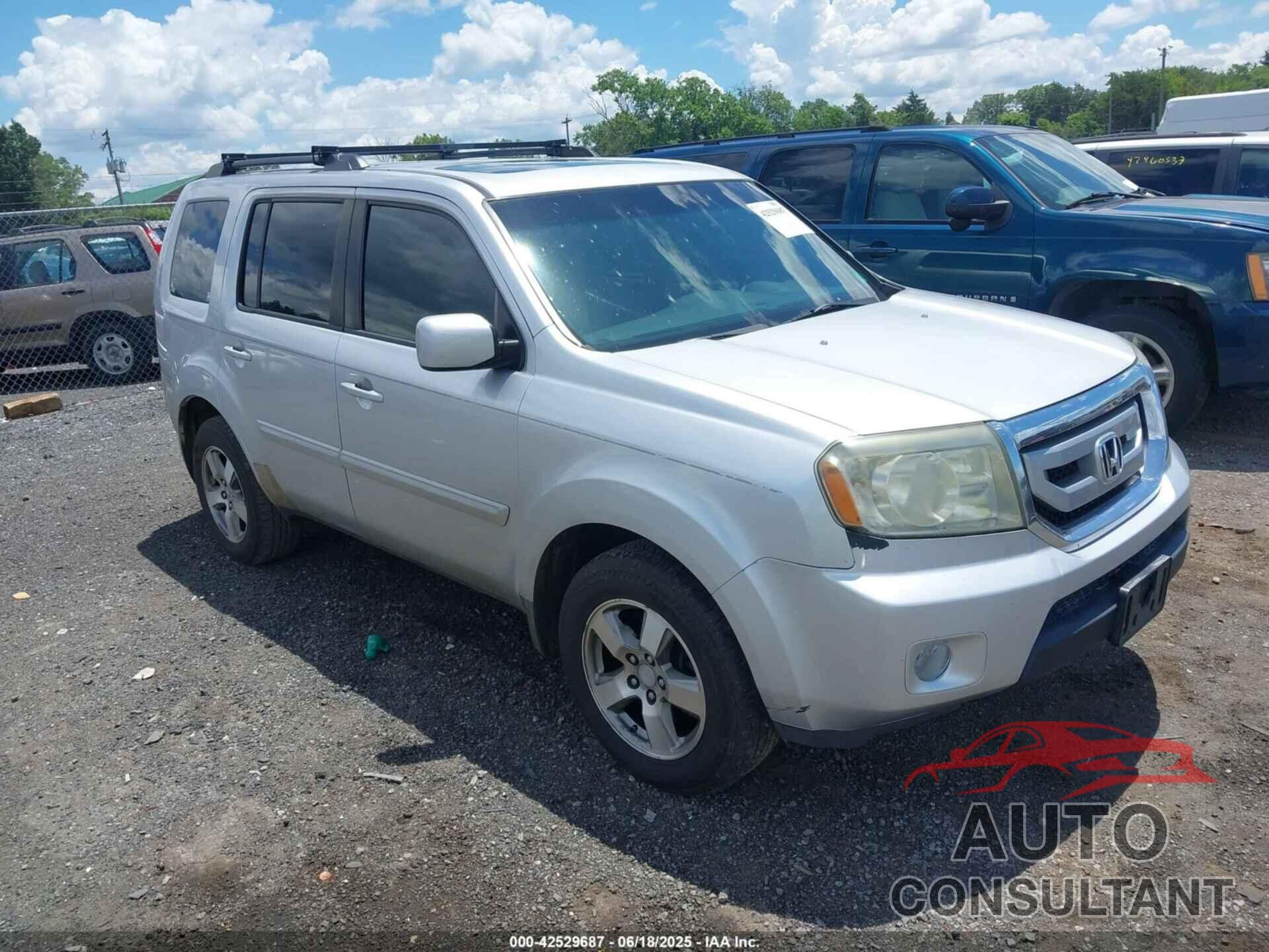 HONDA PILOT 2009 - 5FNYF48579B049834
