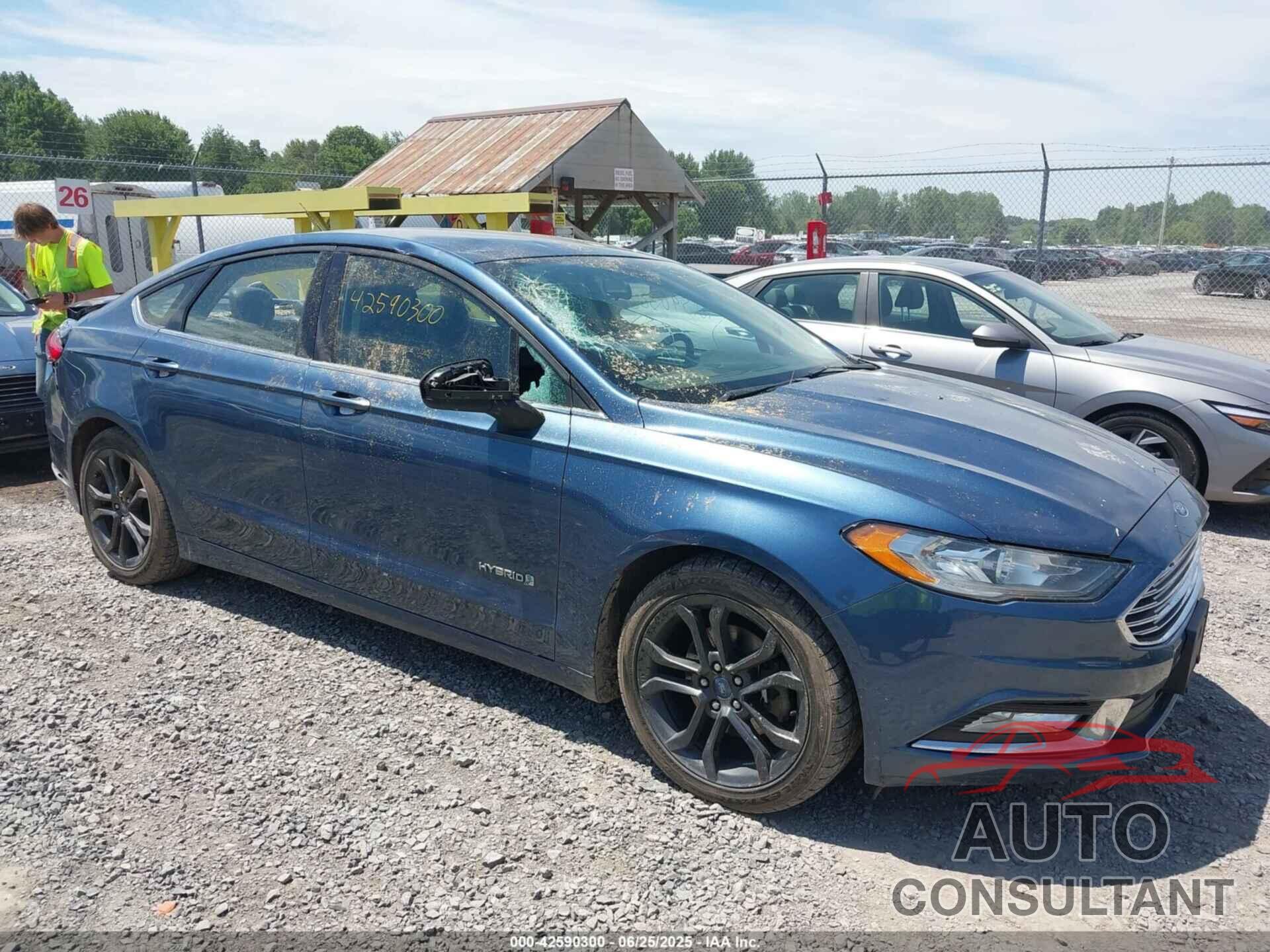 FORD FUSION HYBRID 2018 - 3FA6P0LU6JR251133