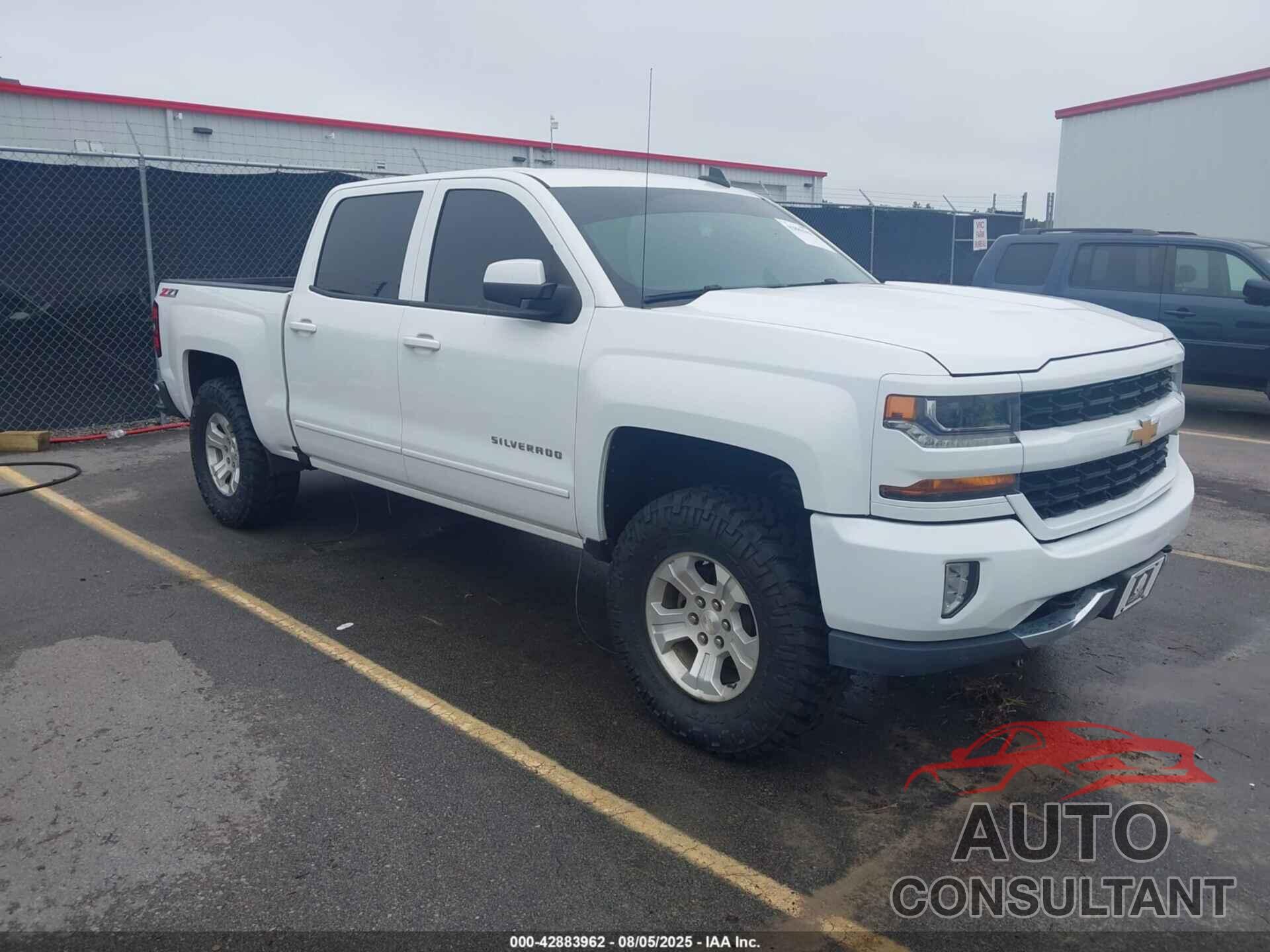 CHEVROLET SILVERADO 1500 2017 - 3GCUKREC0HG420013