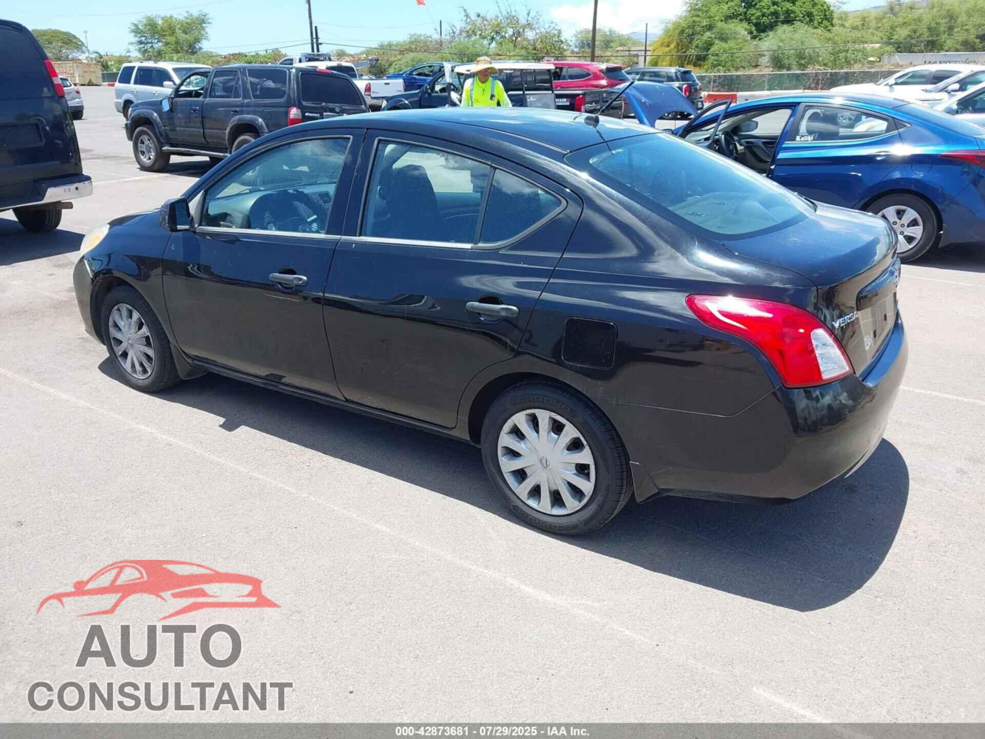 NISSAN VERSA 2012 - 3N1CN7AP1CL856436