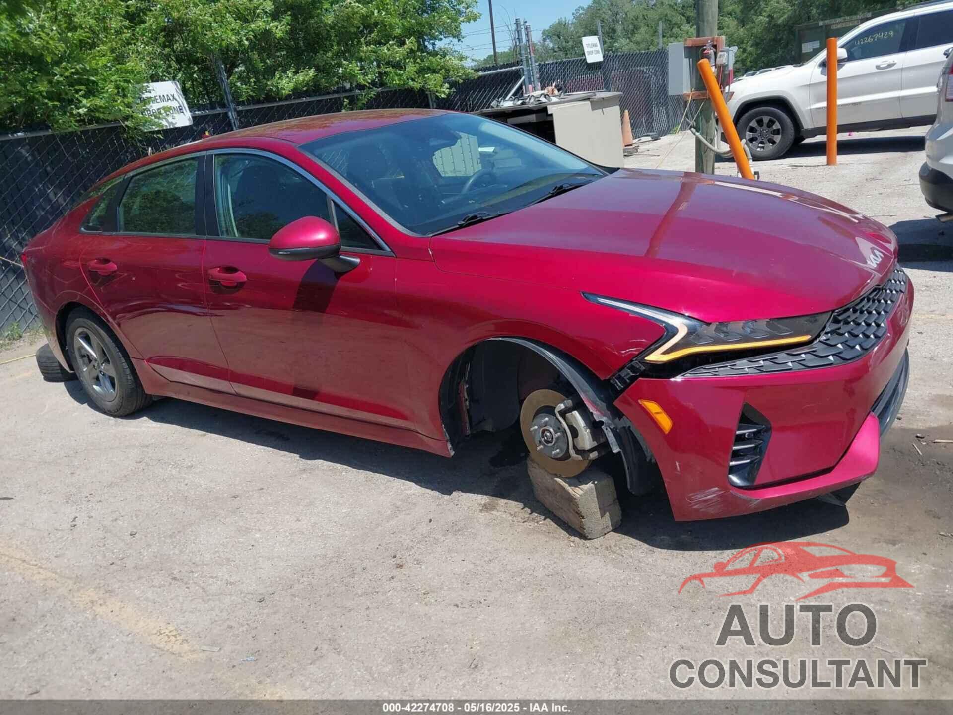KIA K5 2022 - 5XXG14J25NG143020