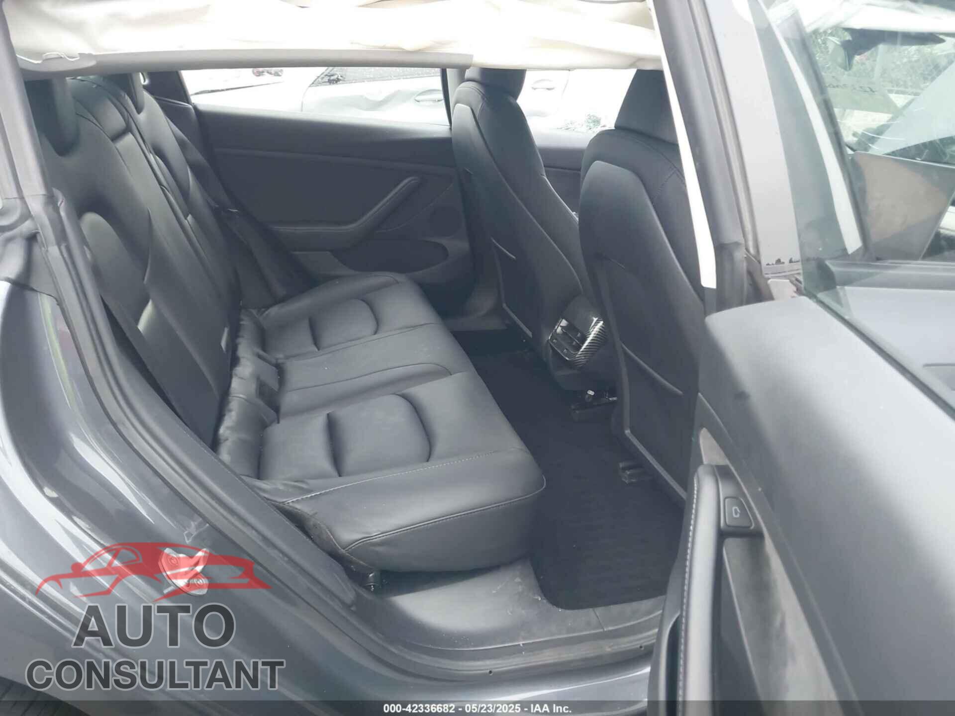 TESLA MODEL 3 2023 - 5YJ3E1EA4PF705949