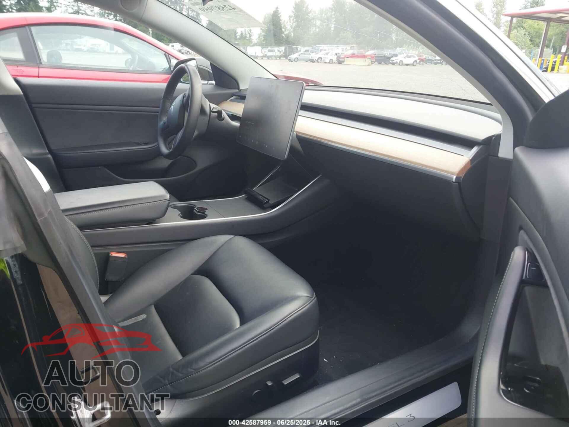 TESLA MODEL 3 2019 - 5YJ3E1EA8KF424603