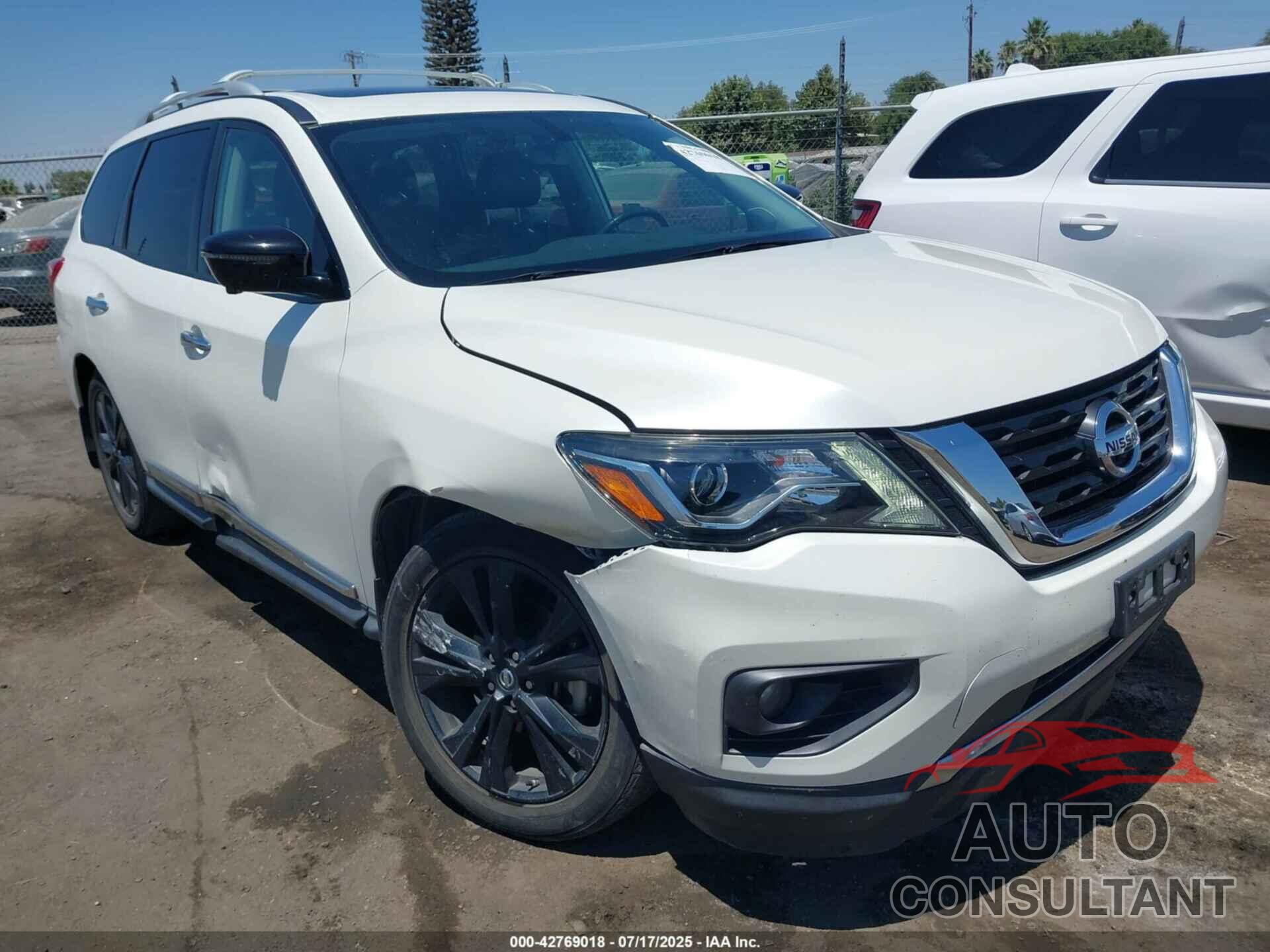 NISSAN PATHFINDER 2017 - 5N1DR2MN8HC685217