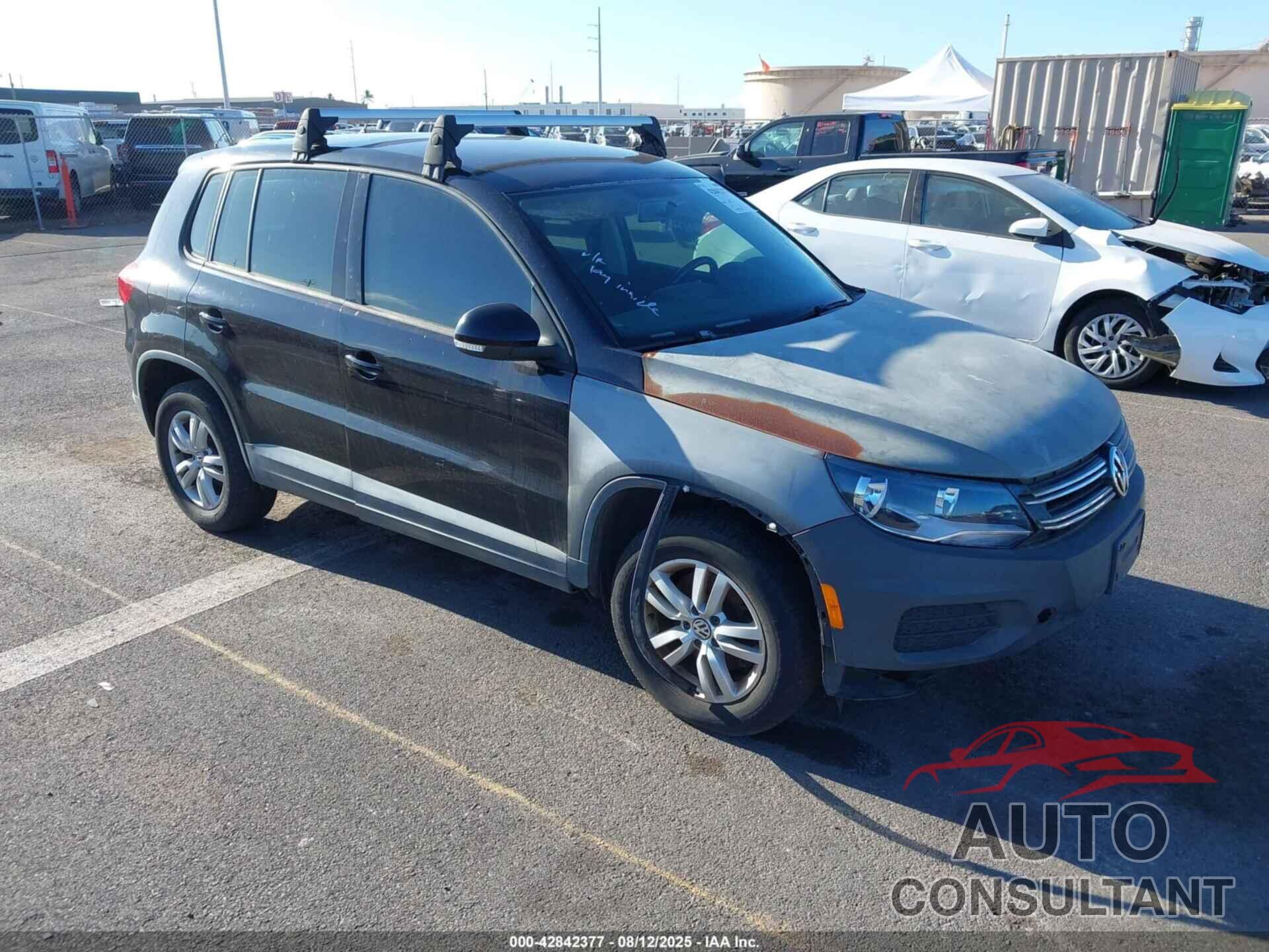 VOLKSWAGEN TIGUAN 2014 - WVGAV3AXXEW527966