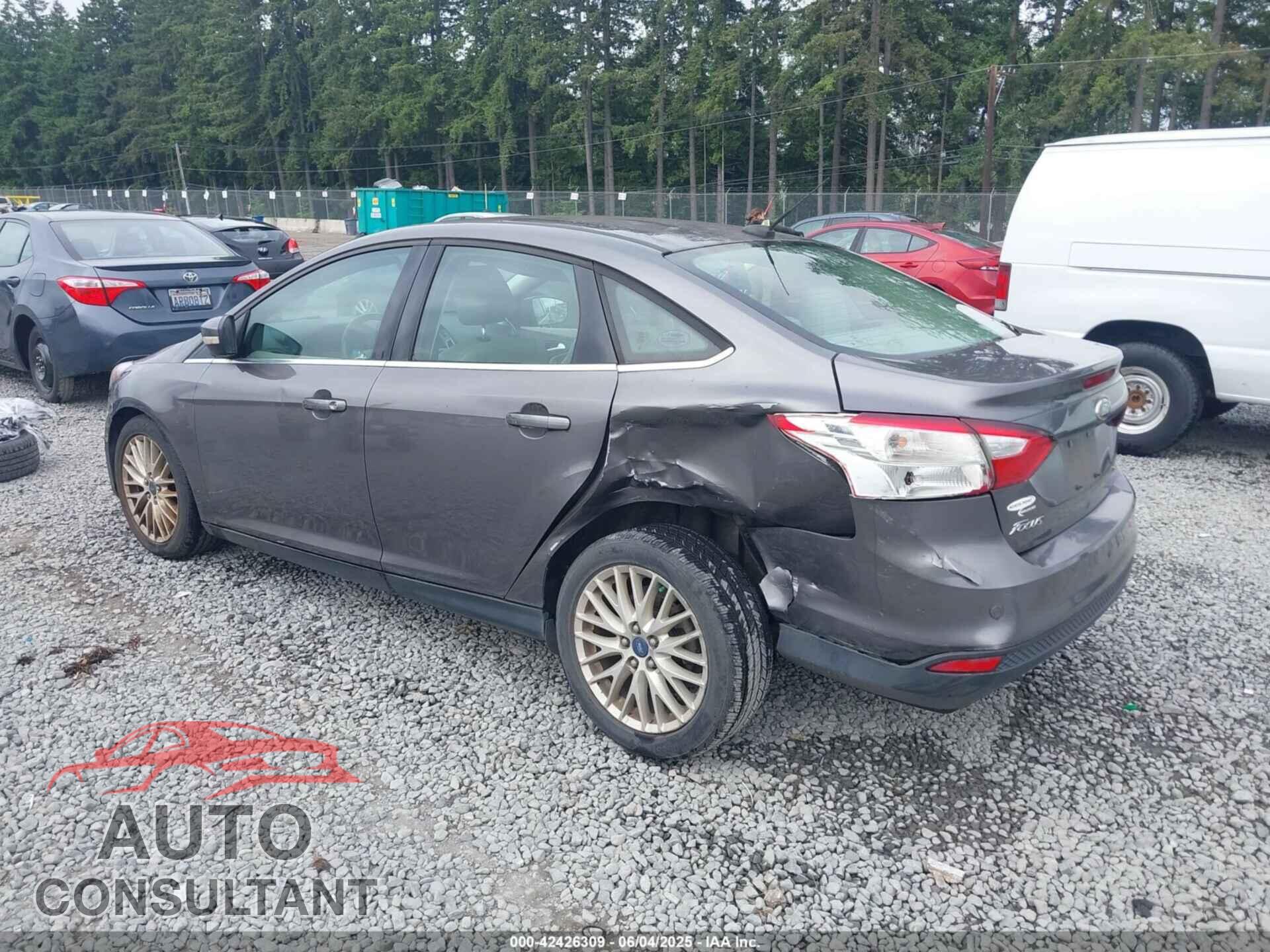 FORD FOCUS 2012 - 1FAHP3H2XCL292965