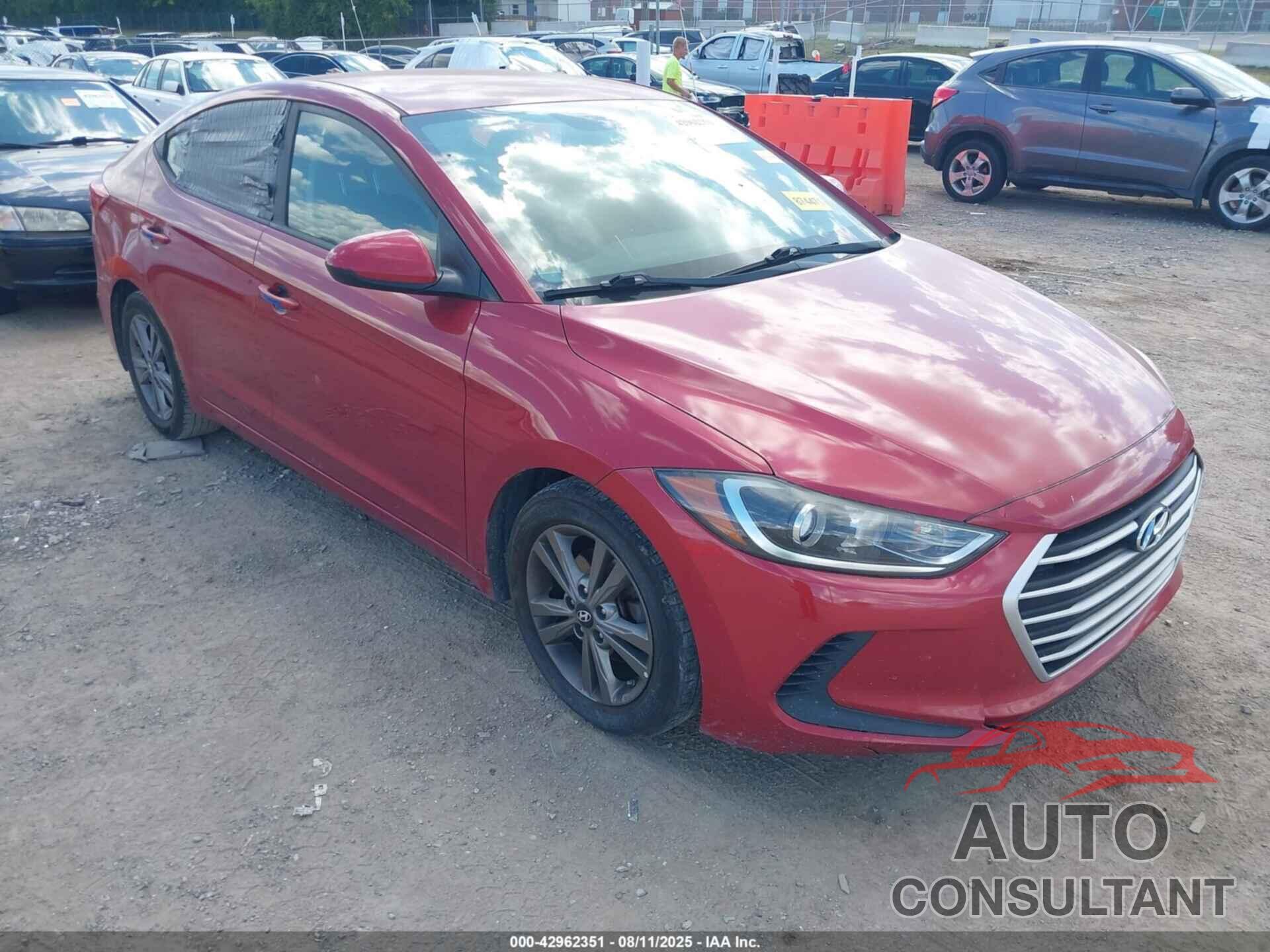 HYUNDAI ELANTRA 2018 - 5NPD84LF5JH236049