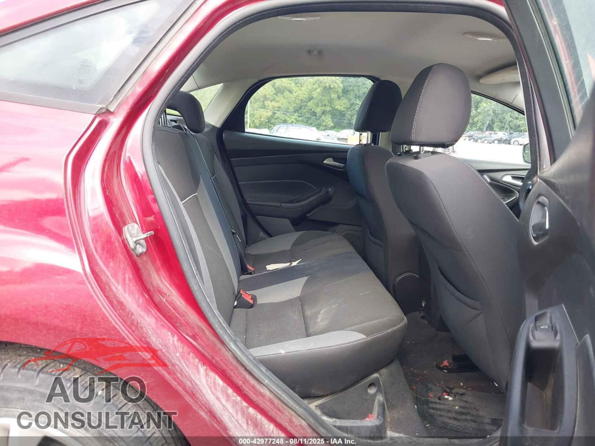 FORD FOCUS 2013 - 1FADP3F26DL319100