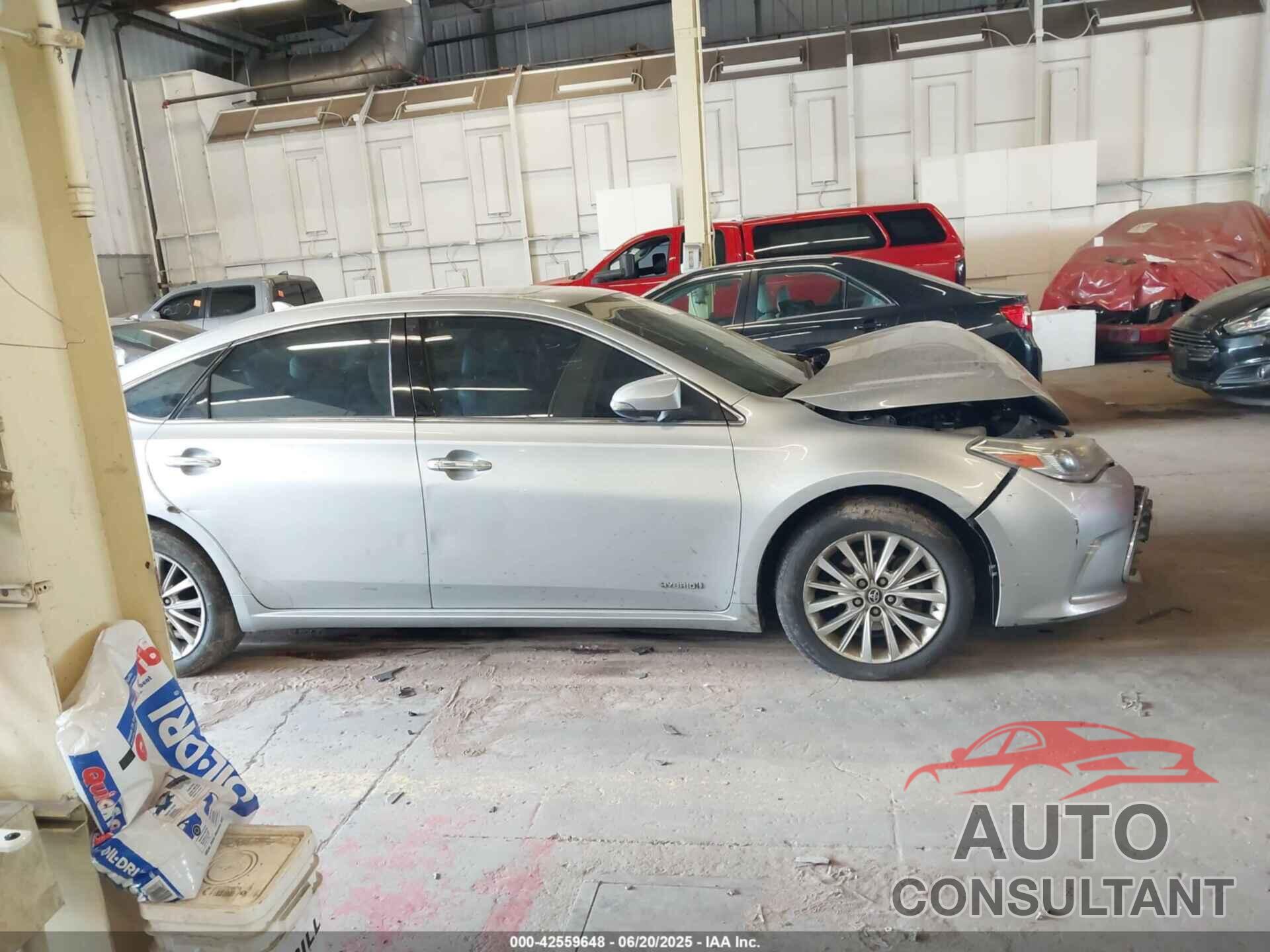 TOYOTA AVALON HYBRID 2017 - 4T1BD1EB6HU058952