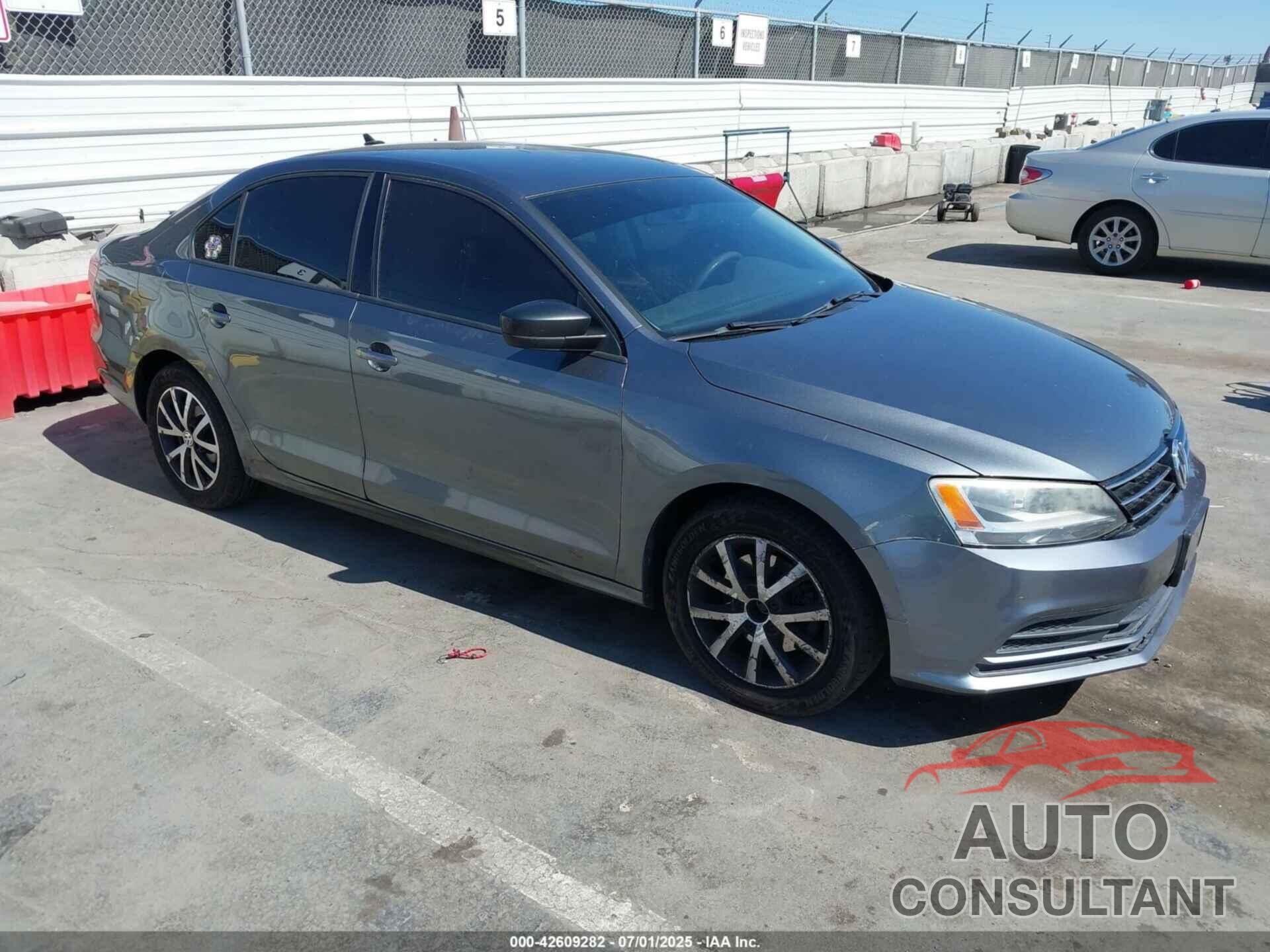 VOLKSWAGEN JETTA 2016 - 3VWD67AJXGM373745