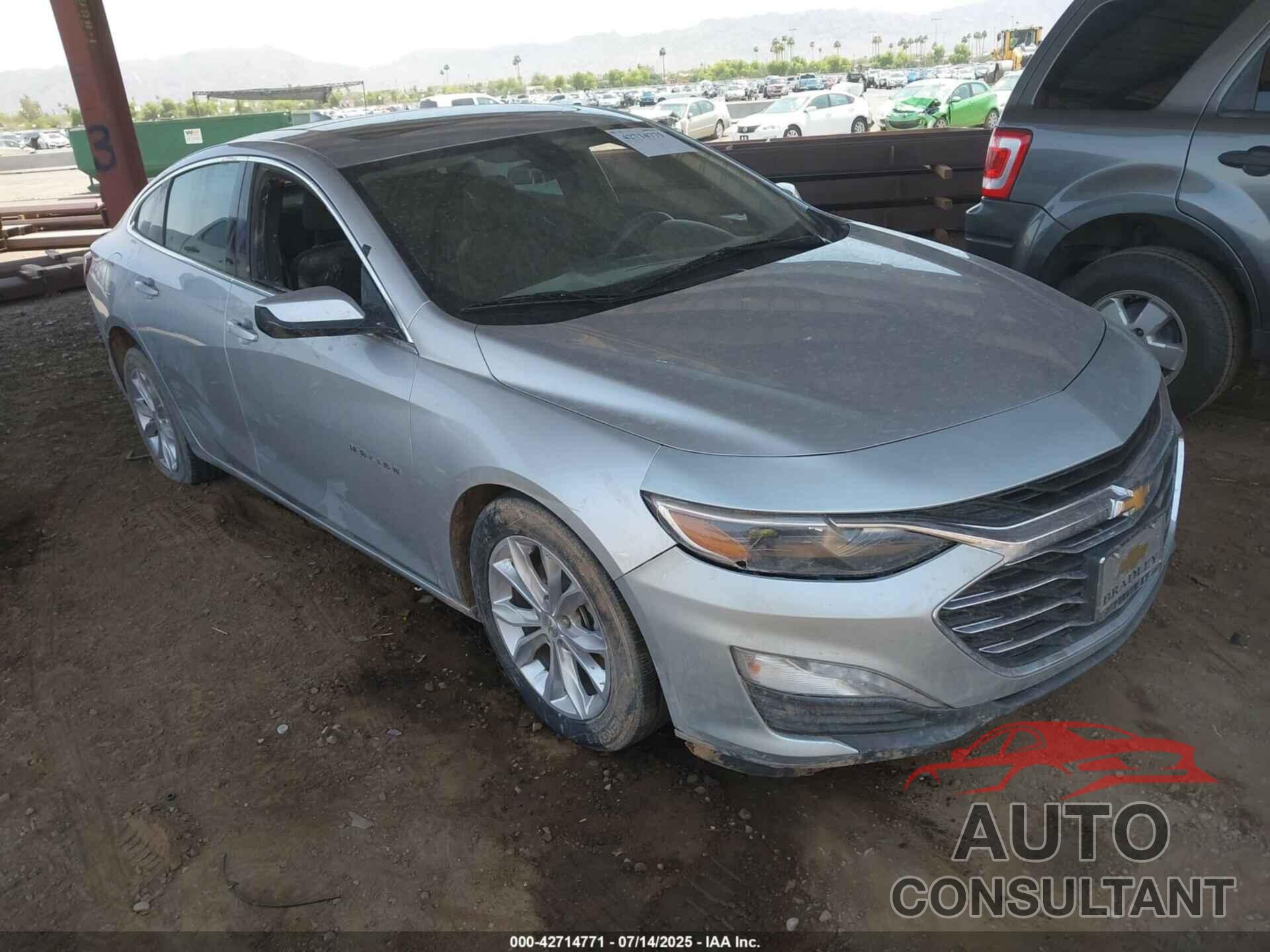 CHEVROLET MALIBU 2019 - 1G1ZD5ST2KF175181