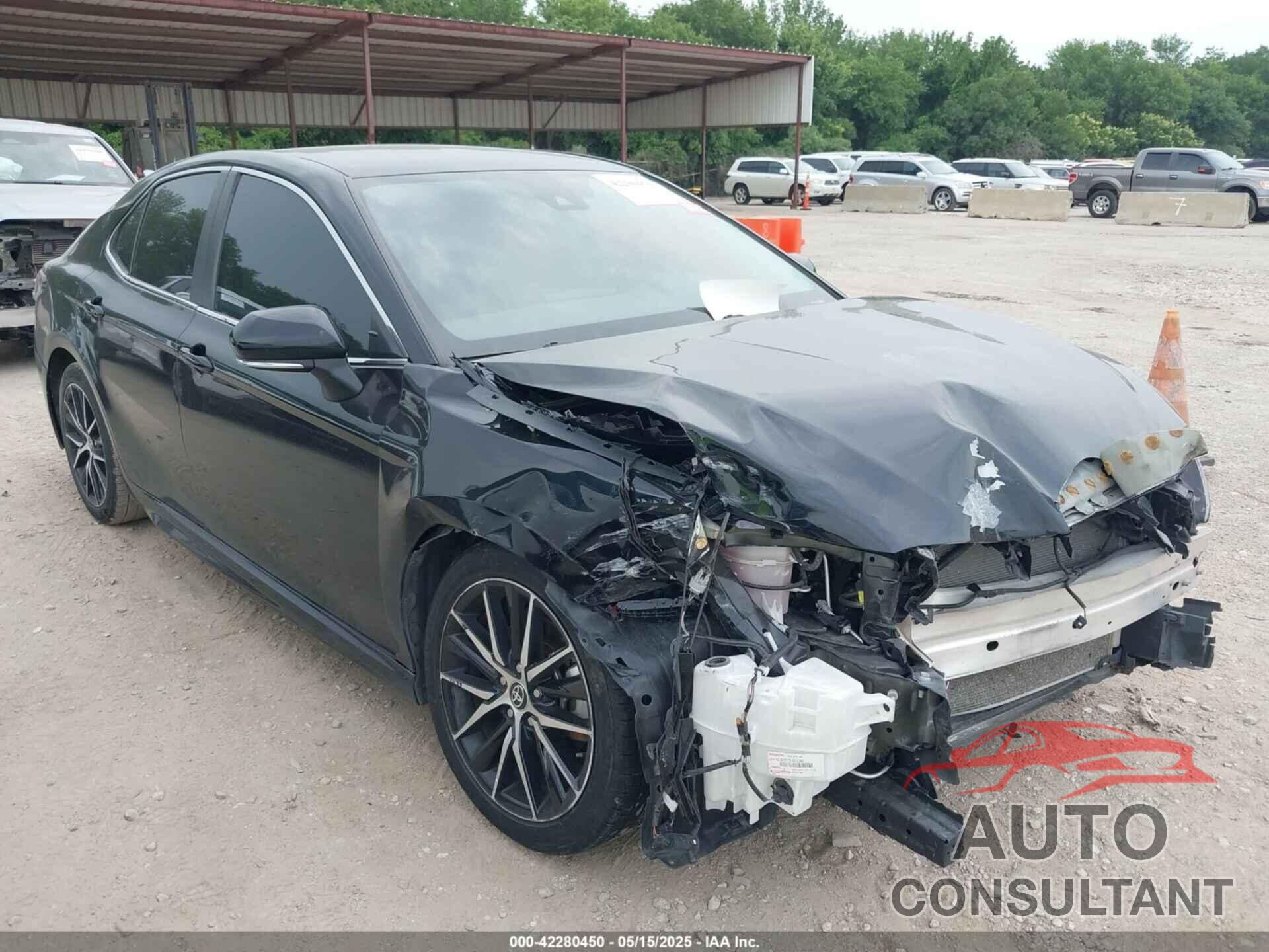 TOYOTA CAMRY 2023 - 4T1G11AK2PU769311