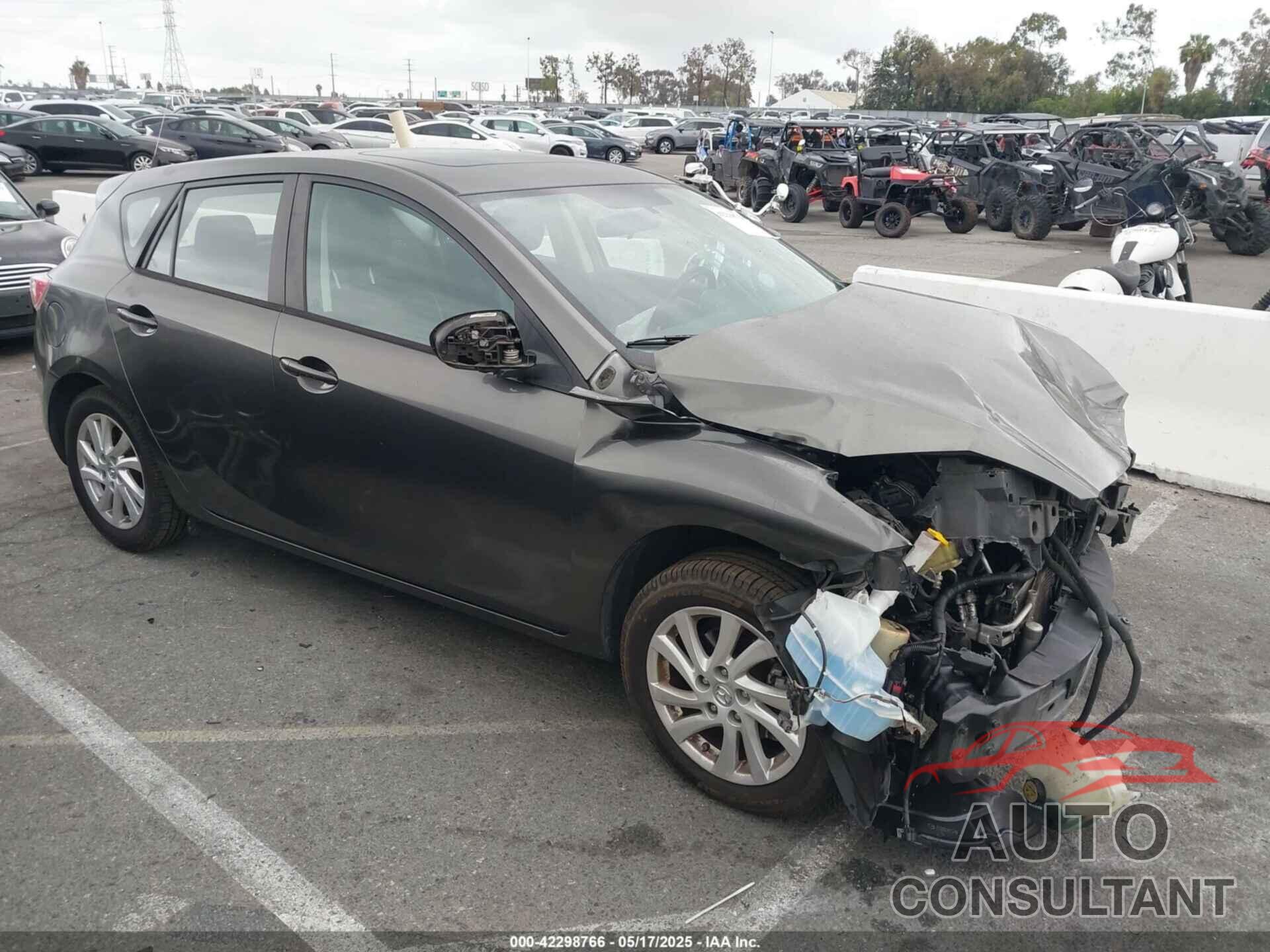 MAZDA MAZDA3 2012 - JM1BL1M8XC1672751