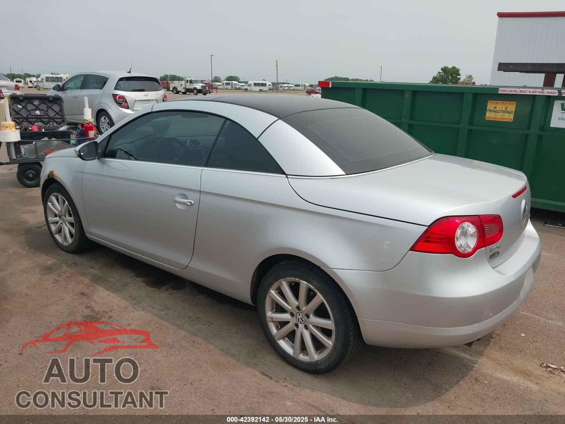 VOLKSWAGEN EOS 2011 - WVWBA7AH2BV000560