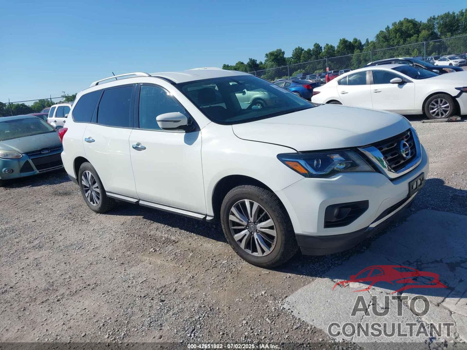 NISSAN PATHFINDER 2018 - 5N1DR2MM8JC661481