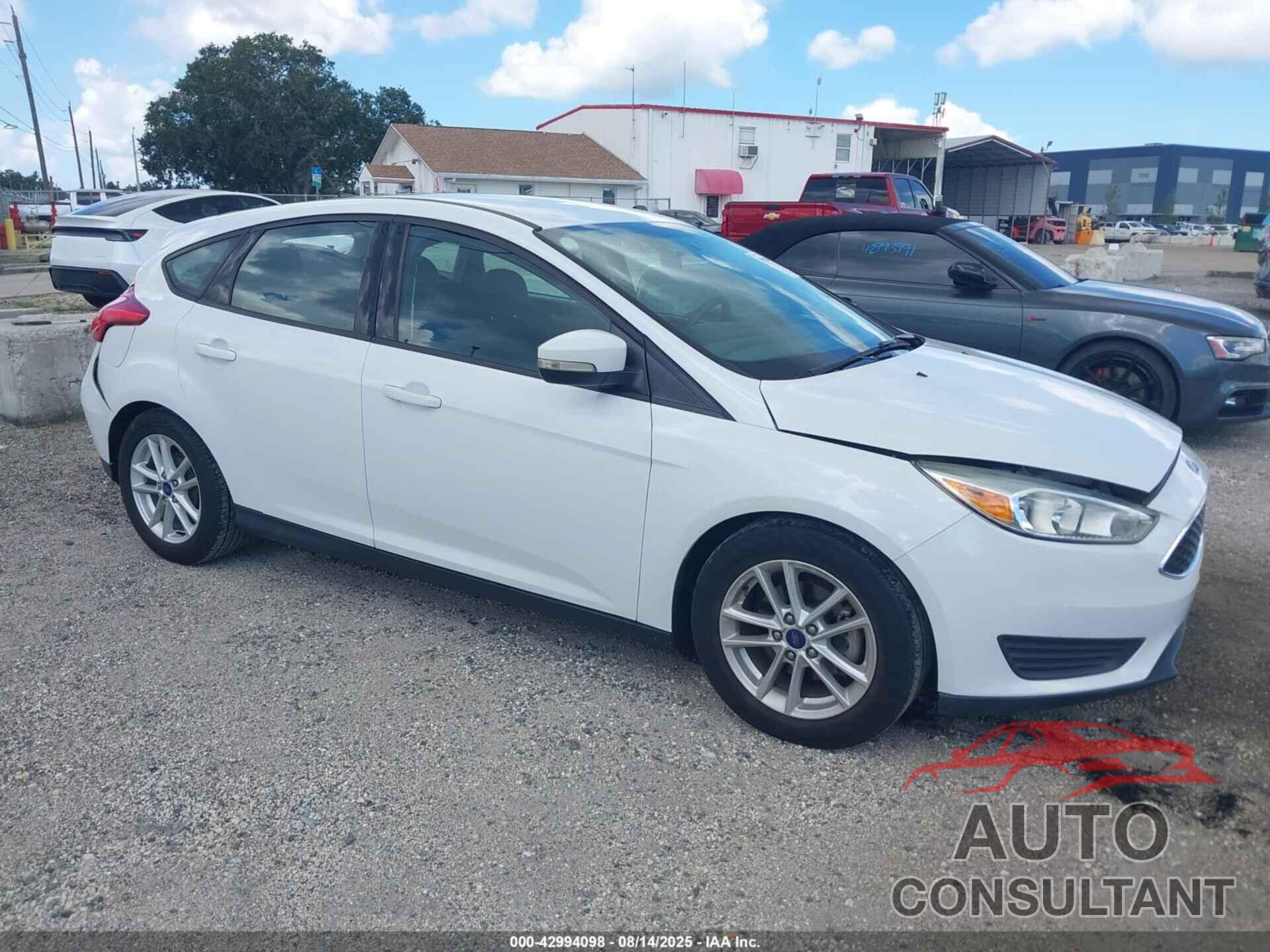 FORD FOCUS 2016 - 1FADP3K28GL357261