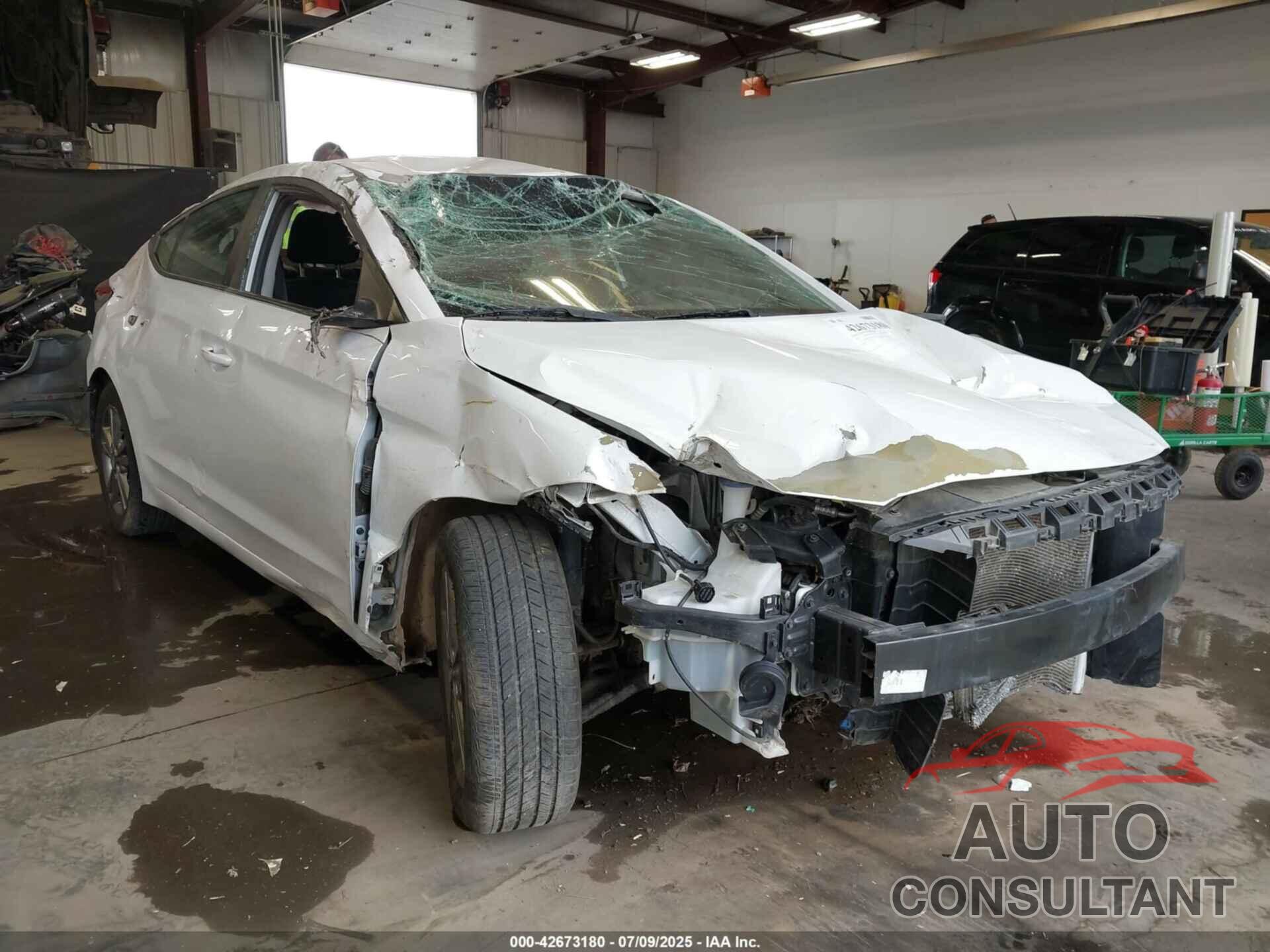 HYUNDAI ELANTRA 2018 - 5NPD84LF4JH329340