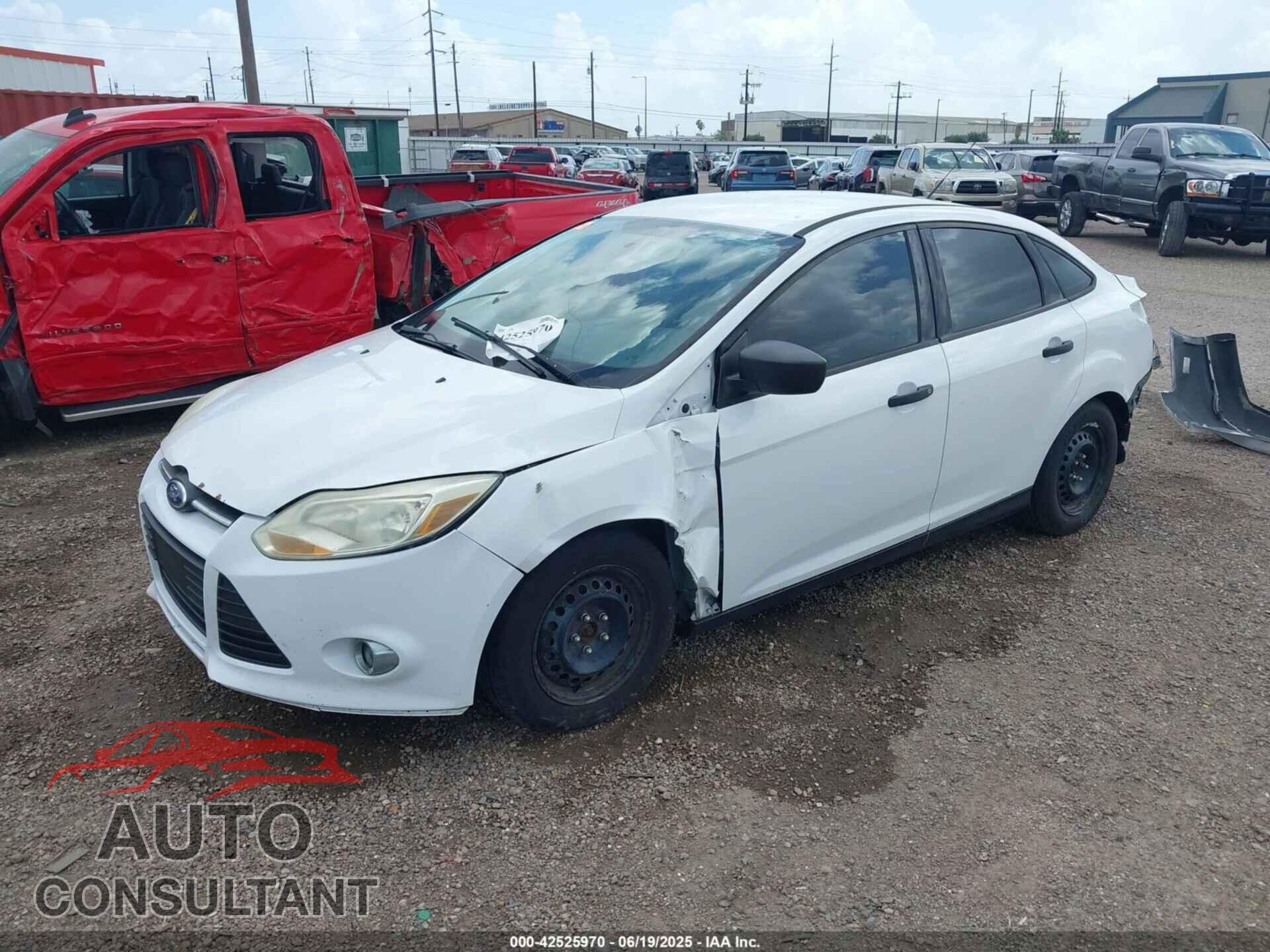 FORD FOCUS 2014 - 1FADP3E28EL293764