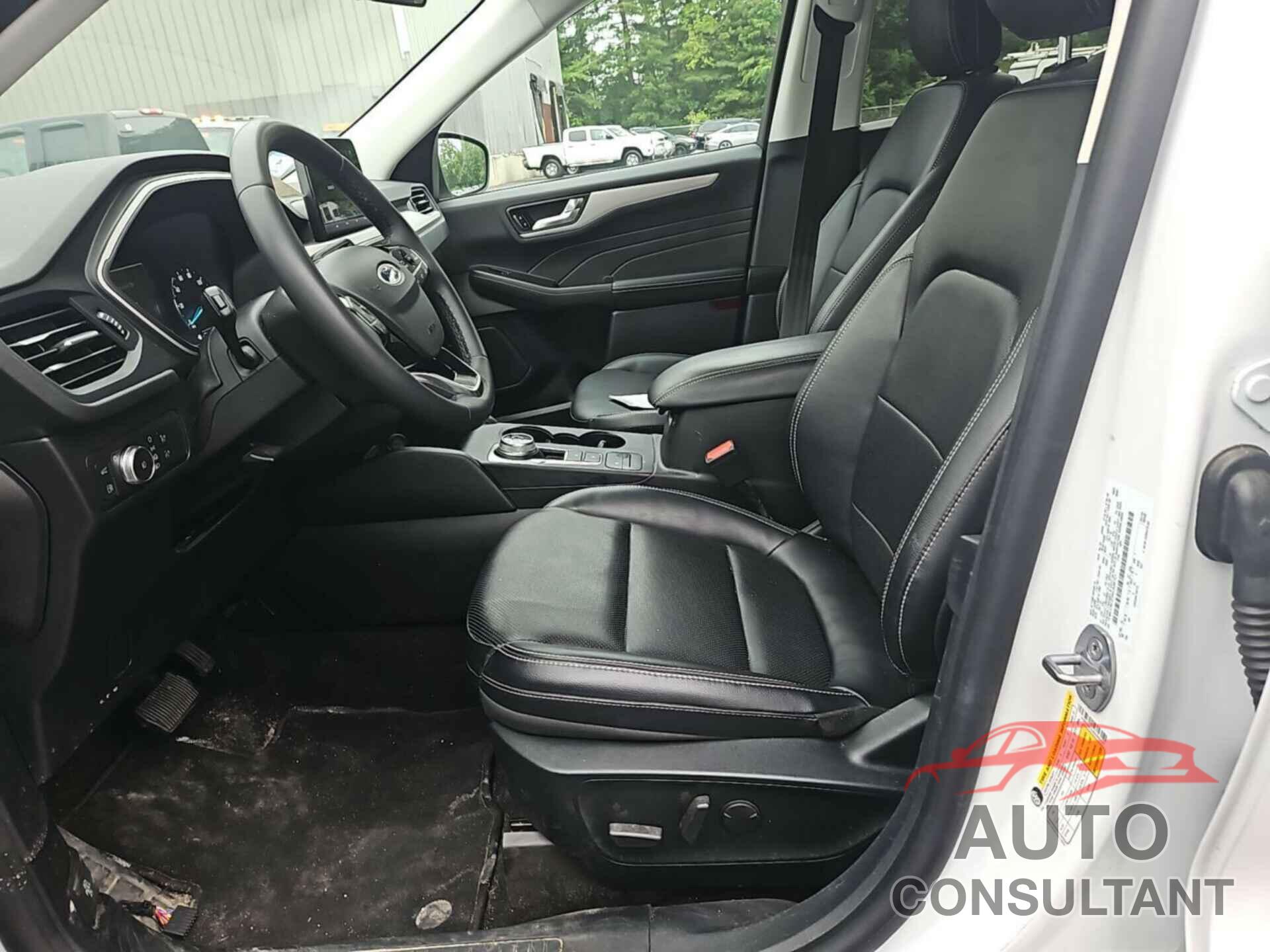 FORD ESCAPE 2022 - 1FMCU9CZ3NUA96721